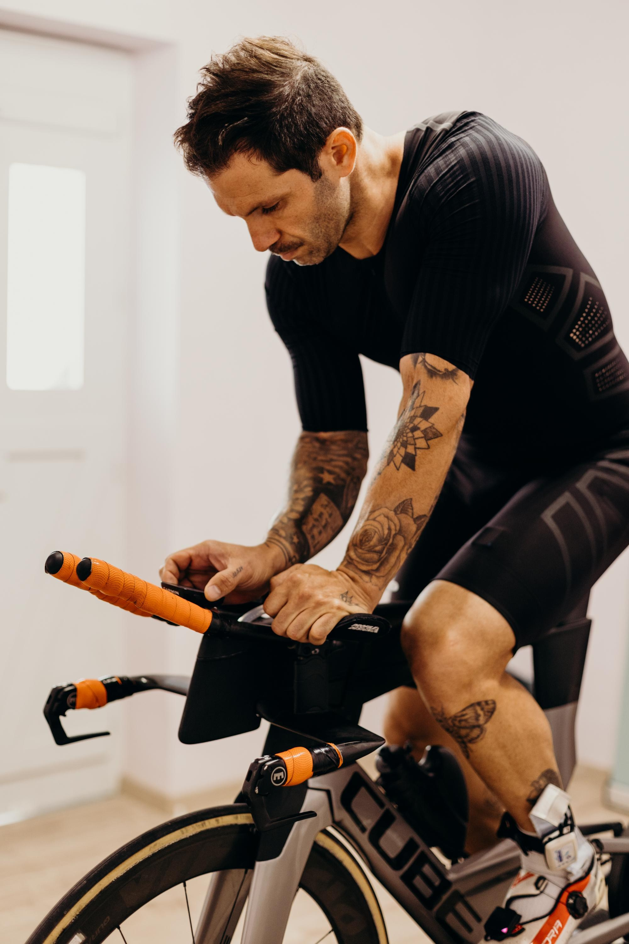 FIT MY BIKE. Family and business portrait’s photographer in Cyprus