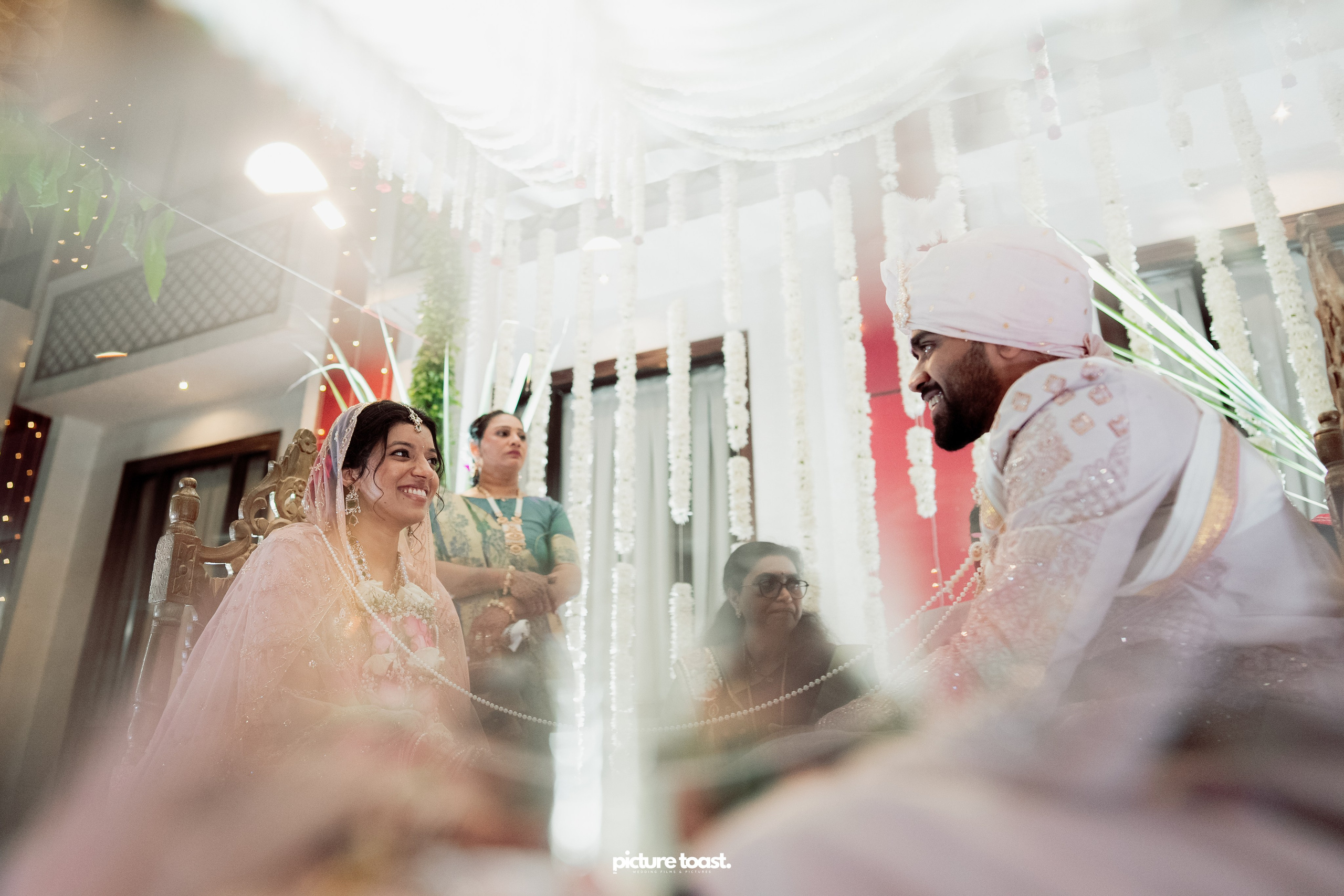 Gujarathi Wedding! Ft. Sahil & Thanima. Fine art Wedding Photographers in India & Canada