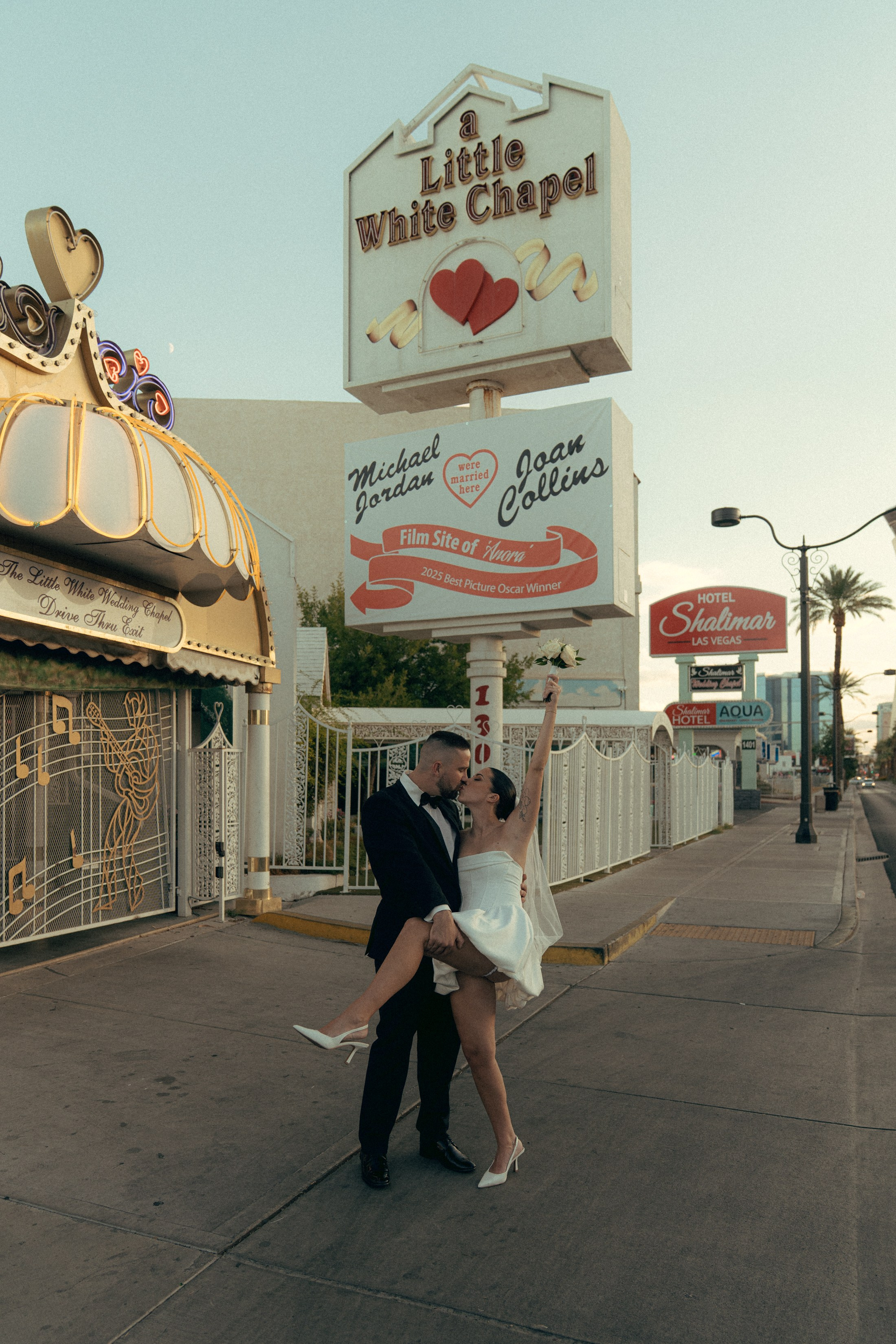Alex&Danny. Wedding & elopement photographer Viktoriya Kravtsov. Las Vegas
