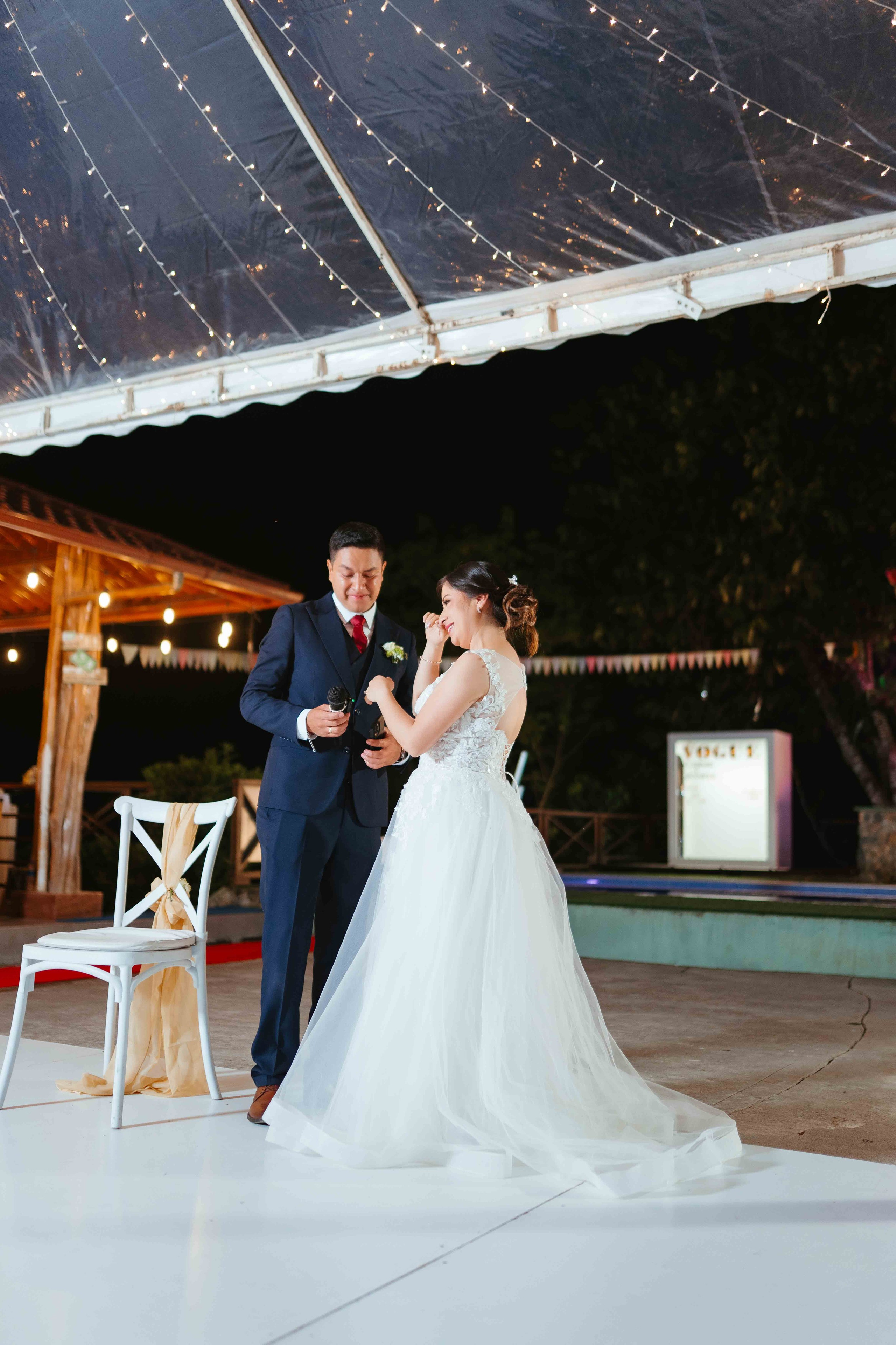 Jennifer y Vladimir. Fotógrafo de bodas en Loja Ecuador | Piero Alvarez PH