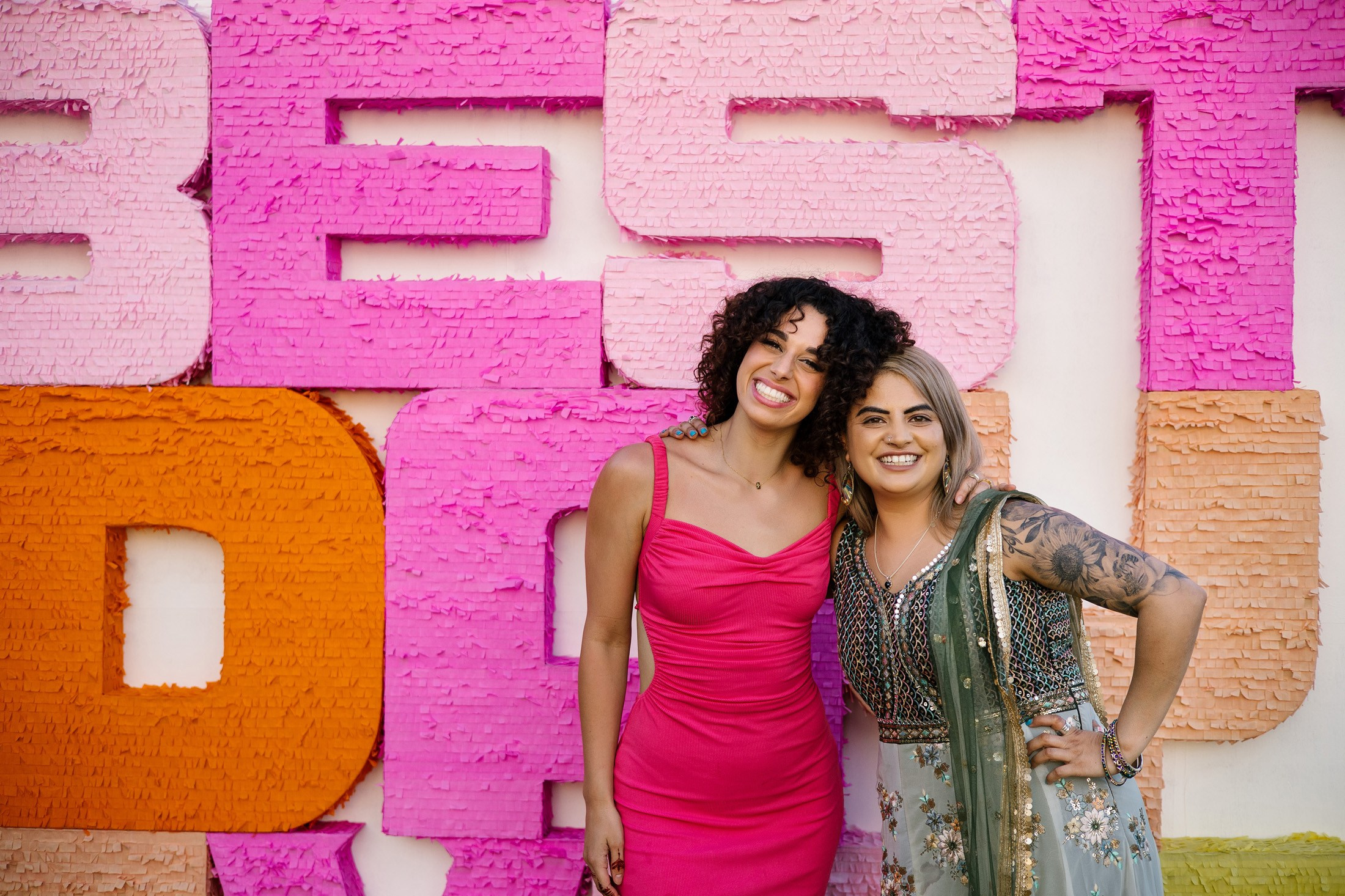 Big funny wedding with guests in paradise Bali island. Get.it.feel — Aesthetic Photography and Videography