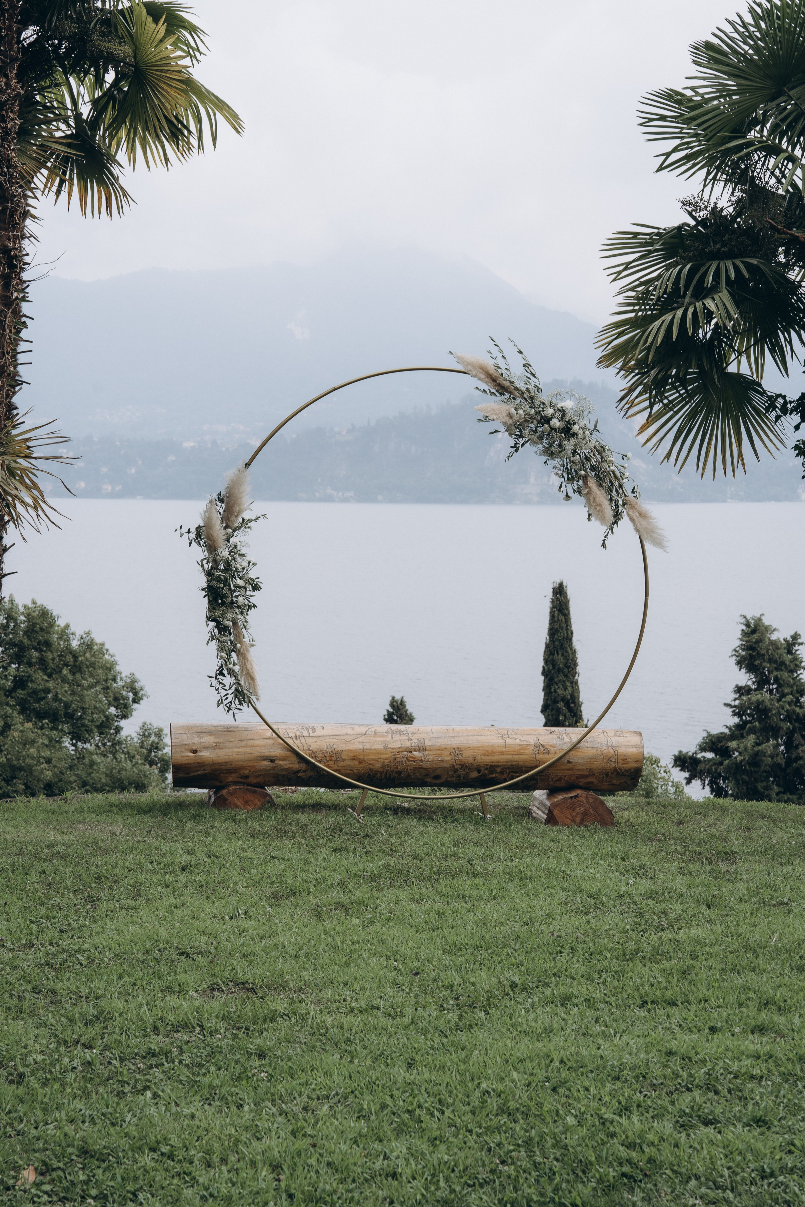 LAURA AND DOMENIK_LAKE MAGGIORE. PHOTOGRAPHER IN ITALY