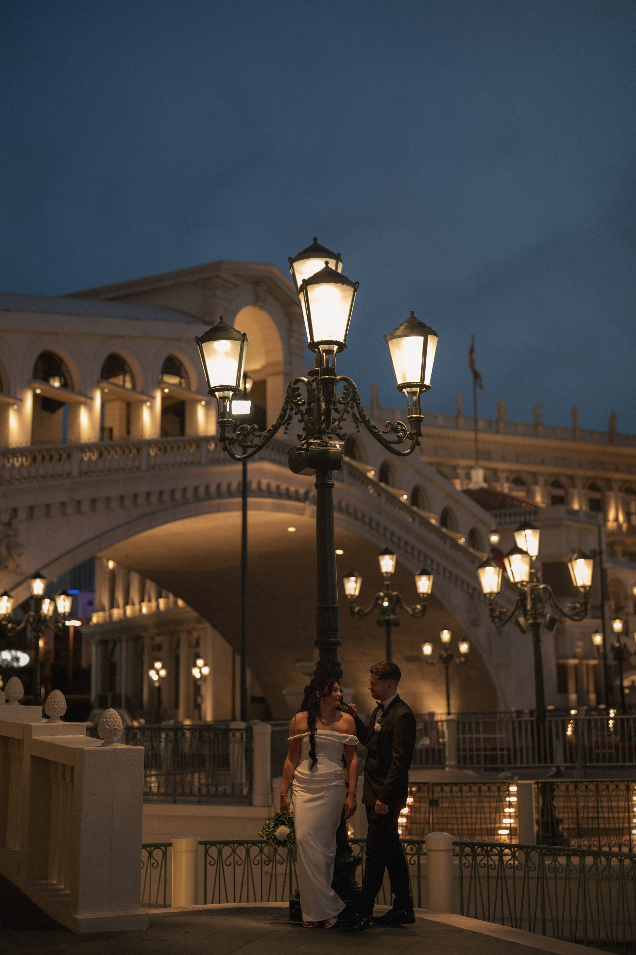 Amy&Alex. Wedding & elopement photographer Viktoriya Kravtsov. Las Vegas