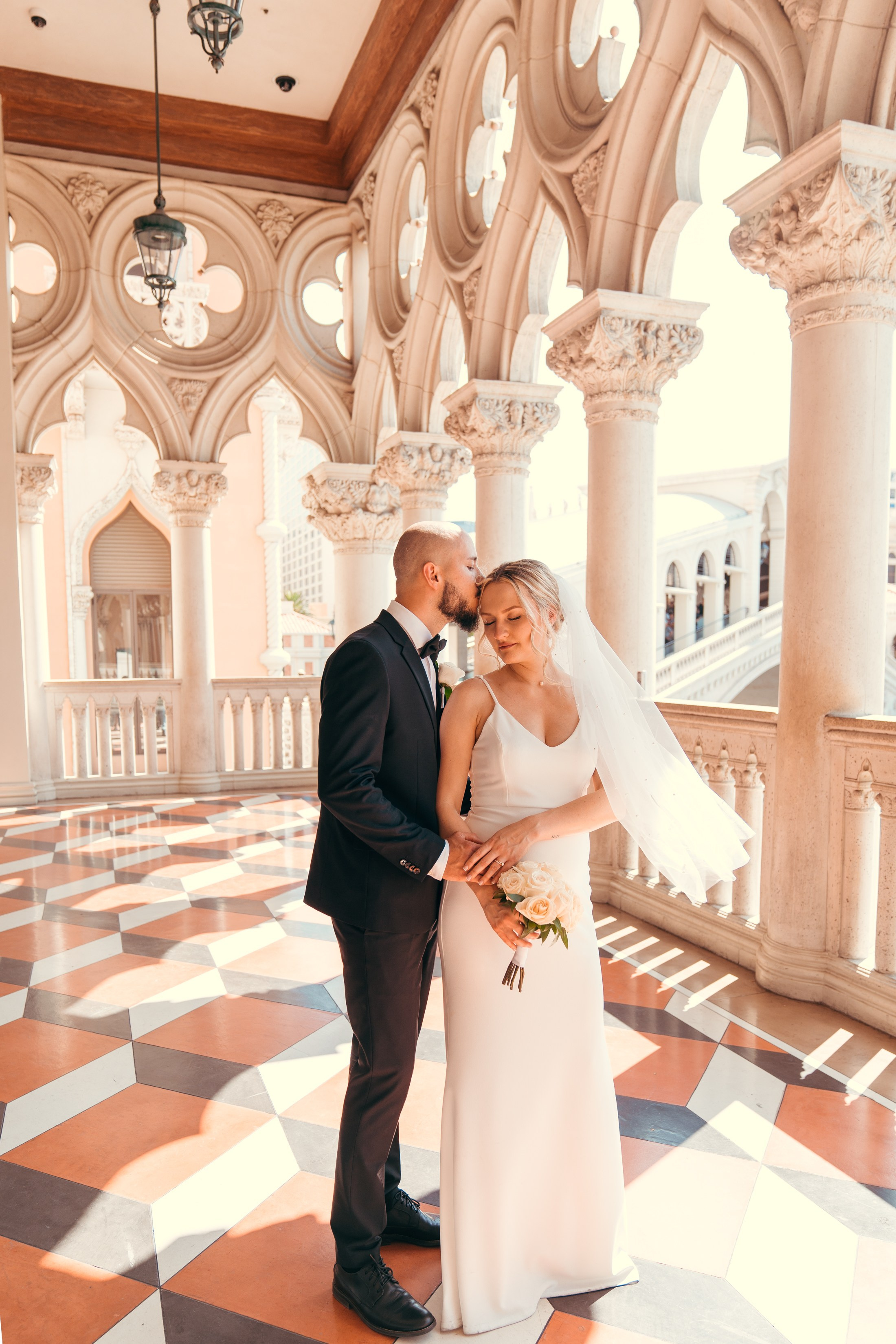 Oksana&Ivan. Wedding & elopement photographer Viktoriya Kravtsov. Las Vegas