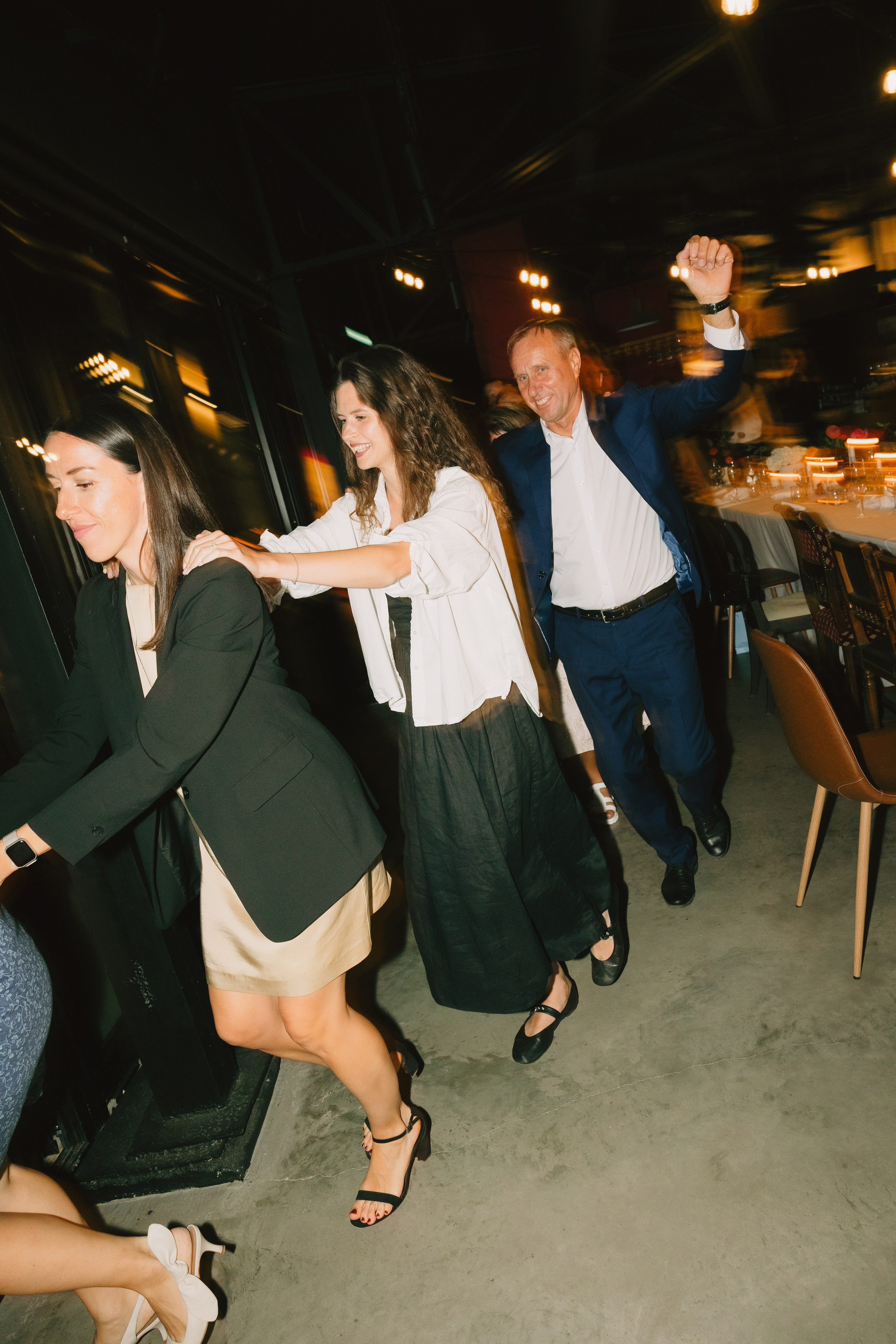 Miglė ir Mindaugas | 2024 | MIESTO VESTUVĖS. Vestuvių ir šeimų fotografė Lena Bondarenko / belove photo