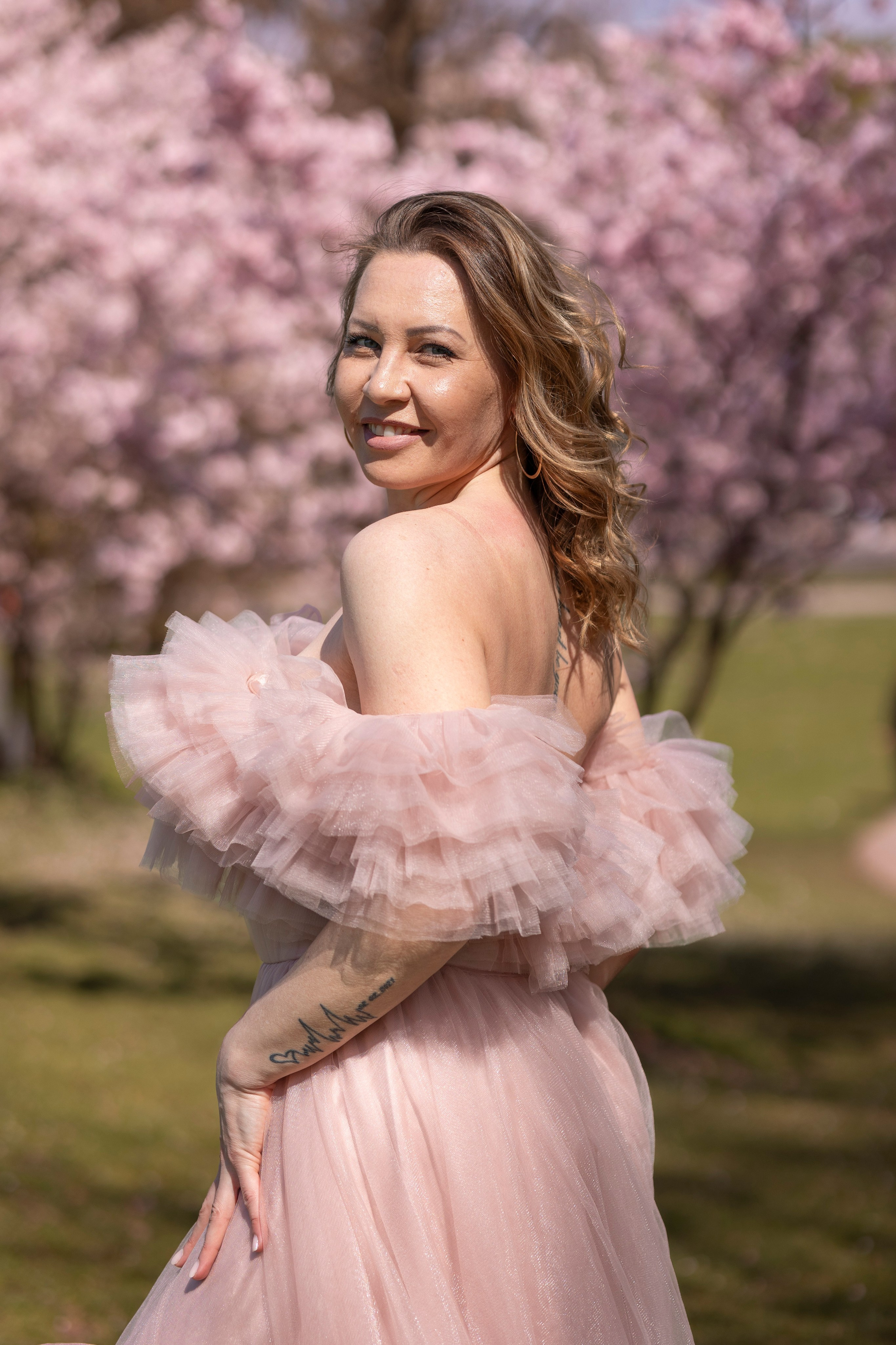 Cherry Blossoms in Munich. Photographer in Munich