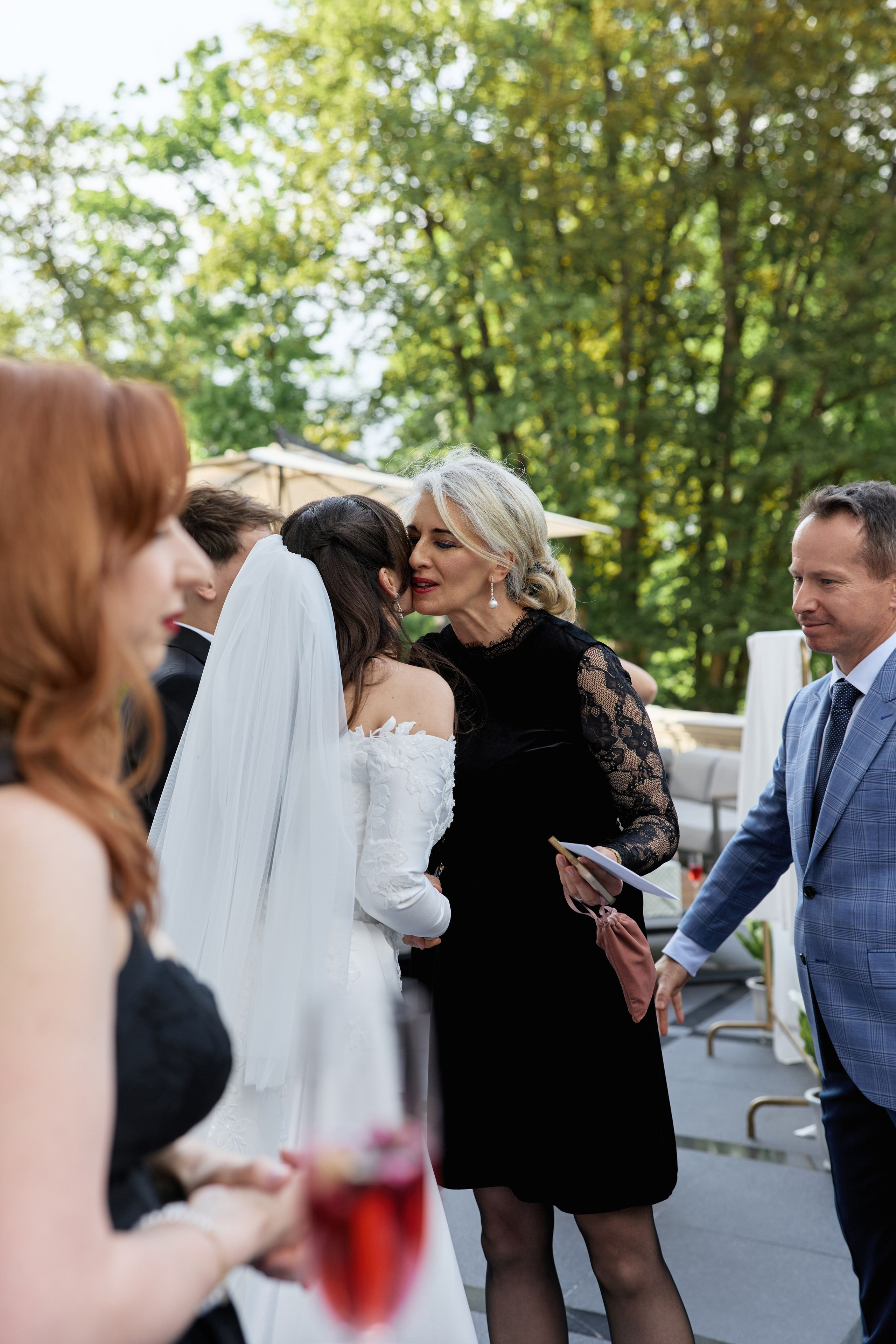 Wiktoria & Kacper. Pałac Goetz. Fotograf ślubny i rodzinny w Krakowie Yana Klymova