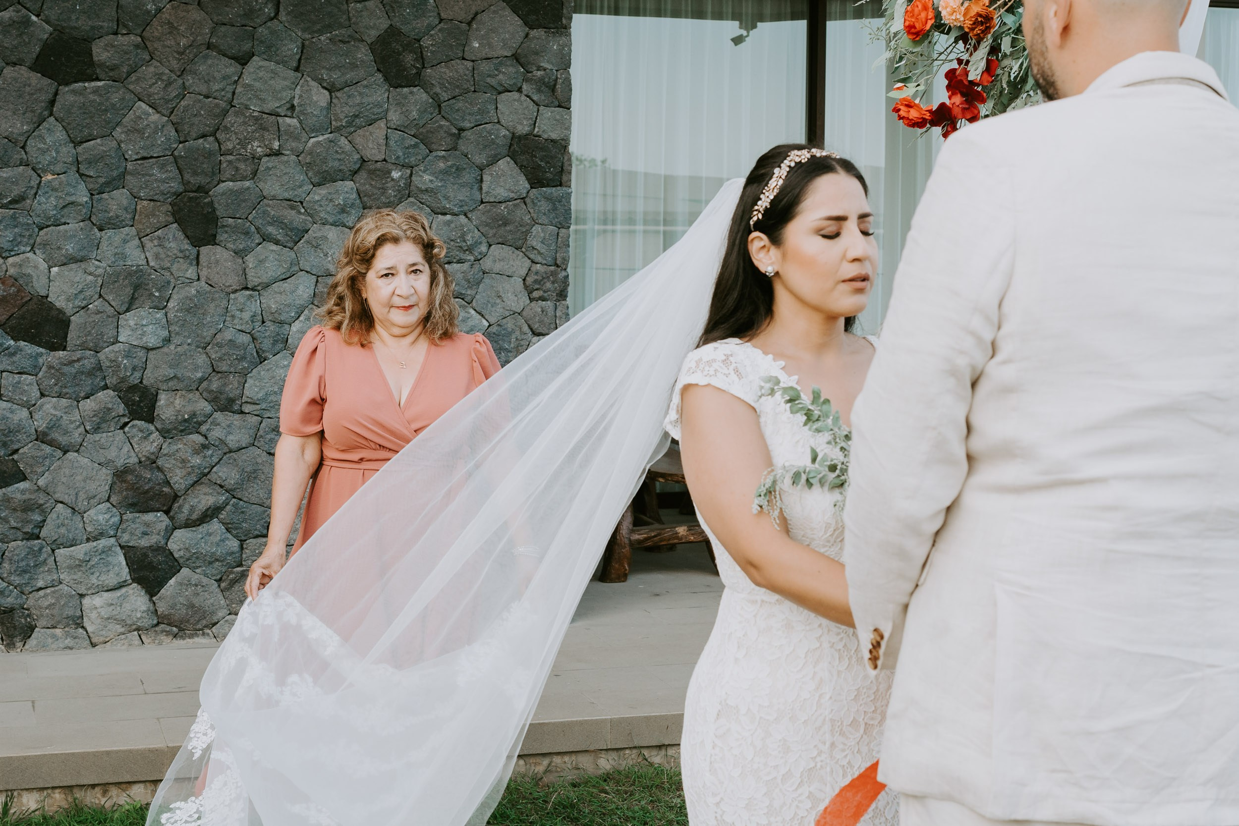 Bernardino & Ana. Female Photographer in Bali
