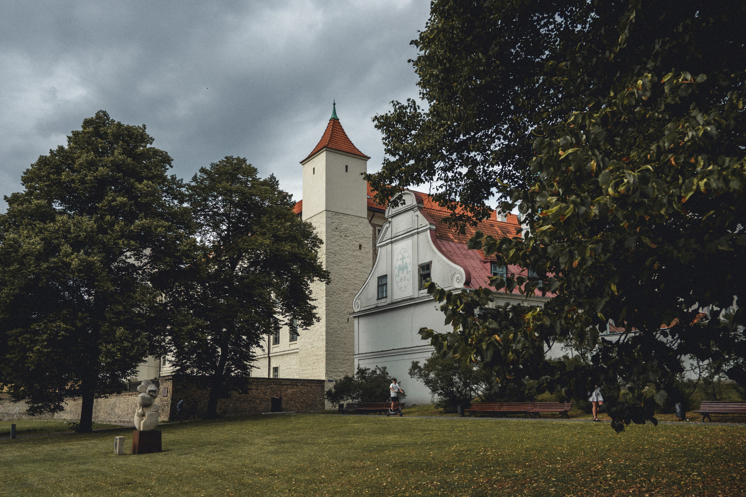 Voyage à Riga. Photographe sur Cote d’Azur. Portraits de familles, couples, enfants, événements