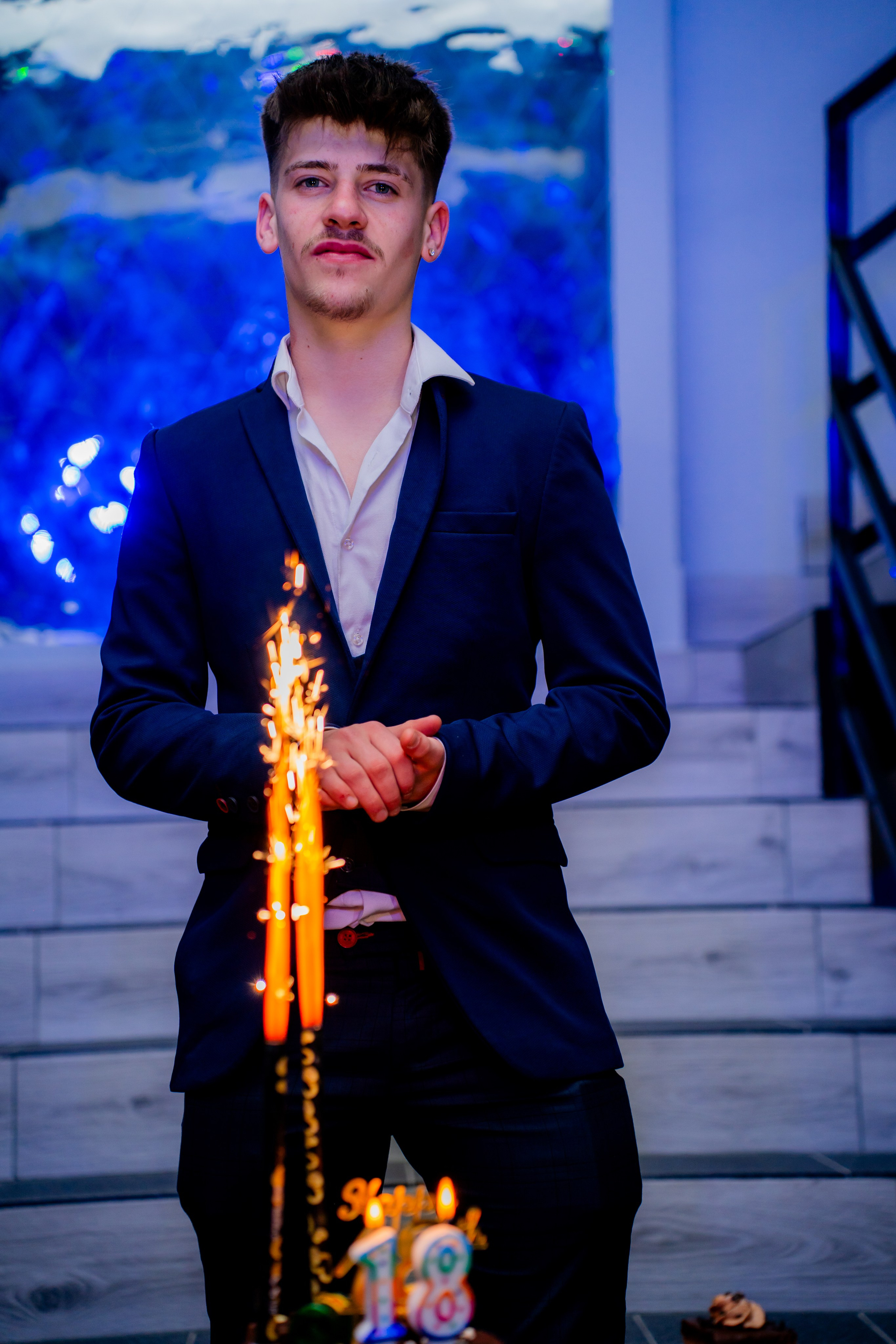 18 ANI - UN NOU ÎNCEPUT