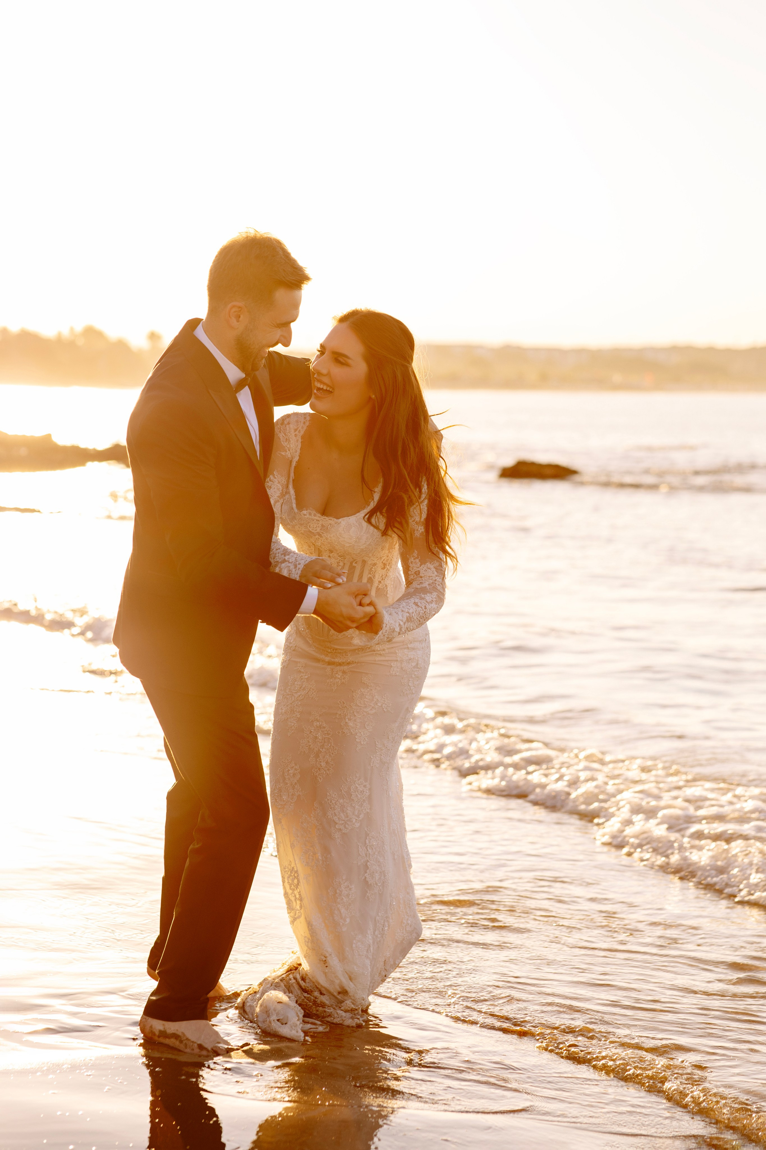 Sunrise.Dawn Romance in the Old City. Professional Photographer in Alanya, Side, Belek | Alsu Develi  Wedding, Family and portrait photo sessions