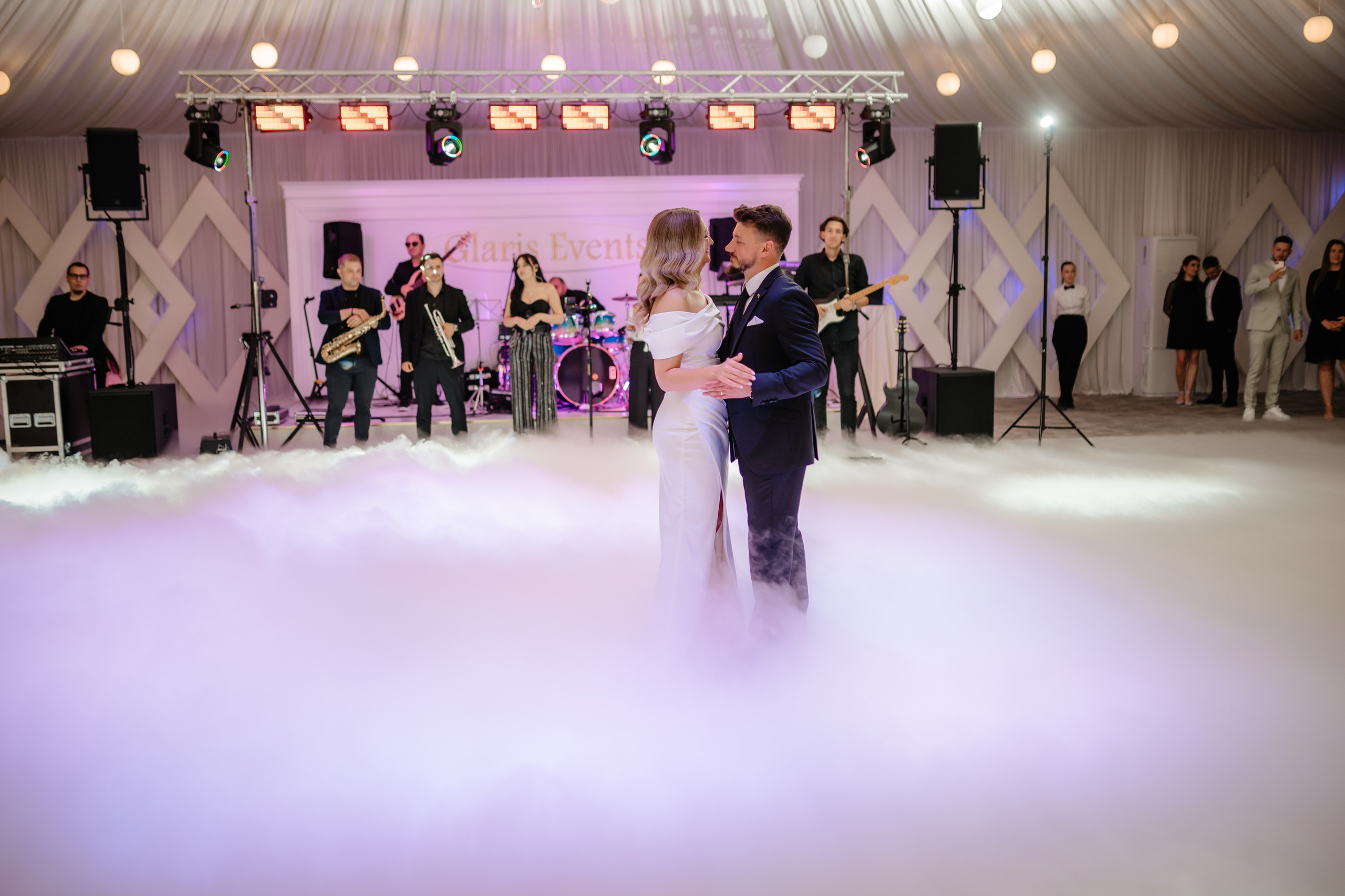 Elena + Cristi. Goldut Sergiu Photographer