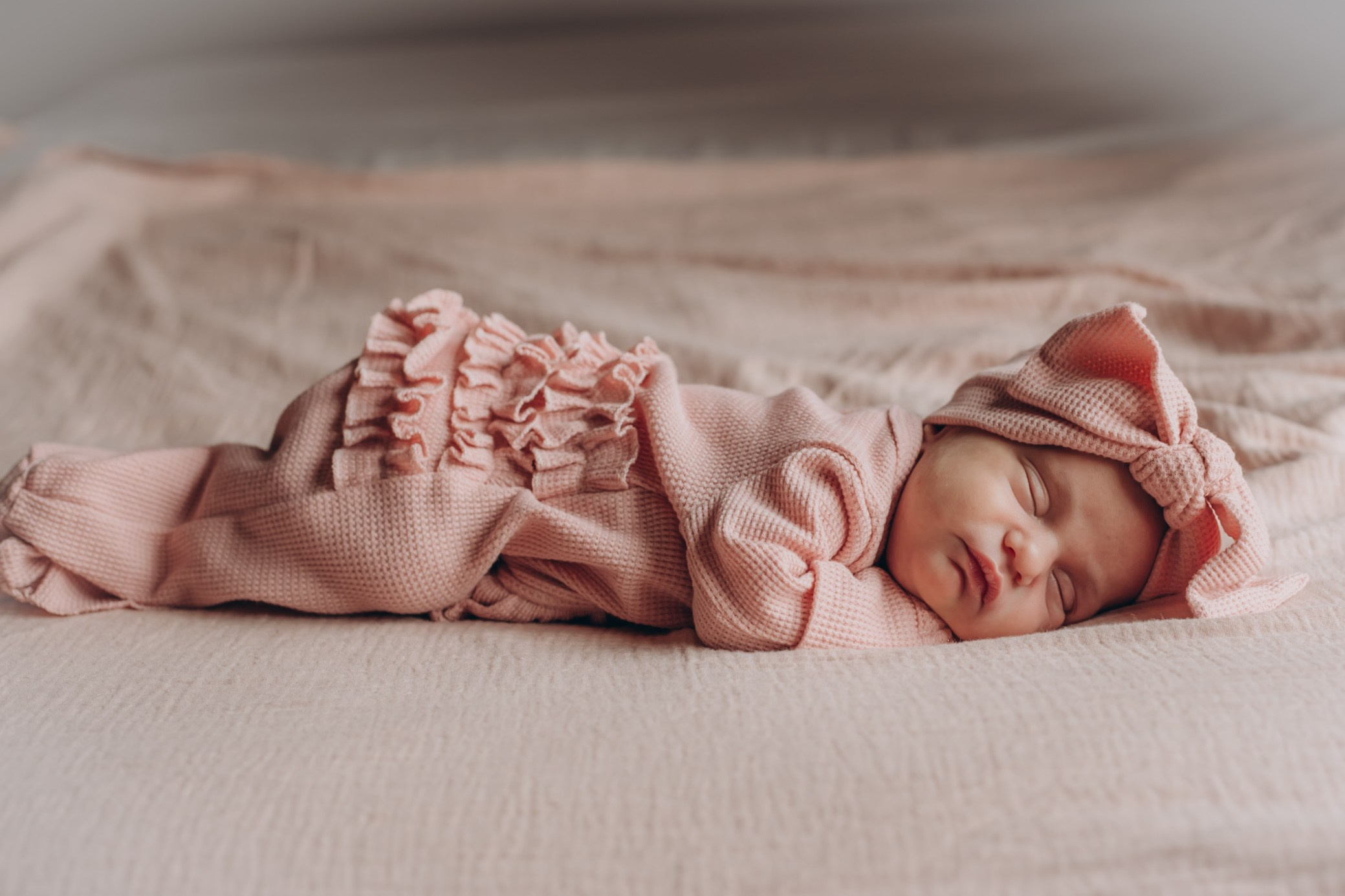 Newborn and family. Family and children’s lifestyle photographer Elena Tumanova