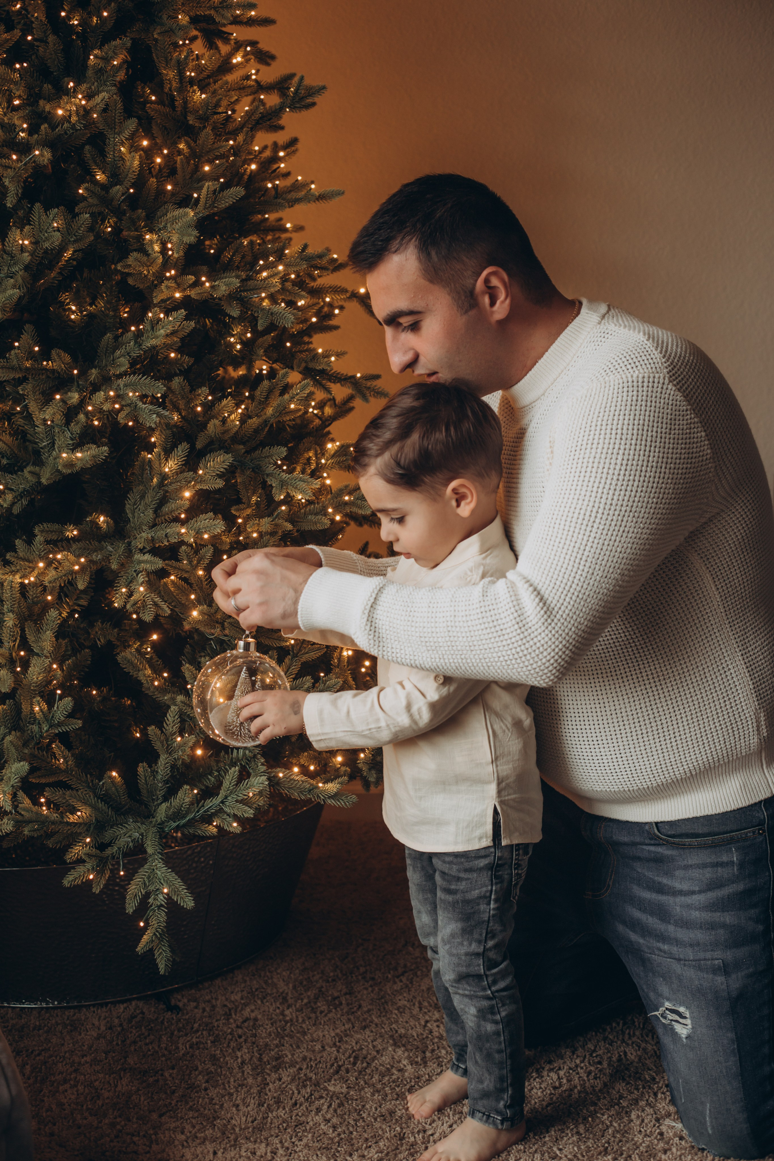 Newborn and family. Family and children’s lifestyle photographer Elena Tumanova