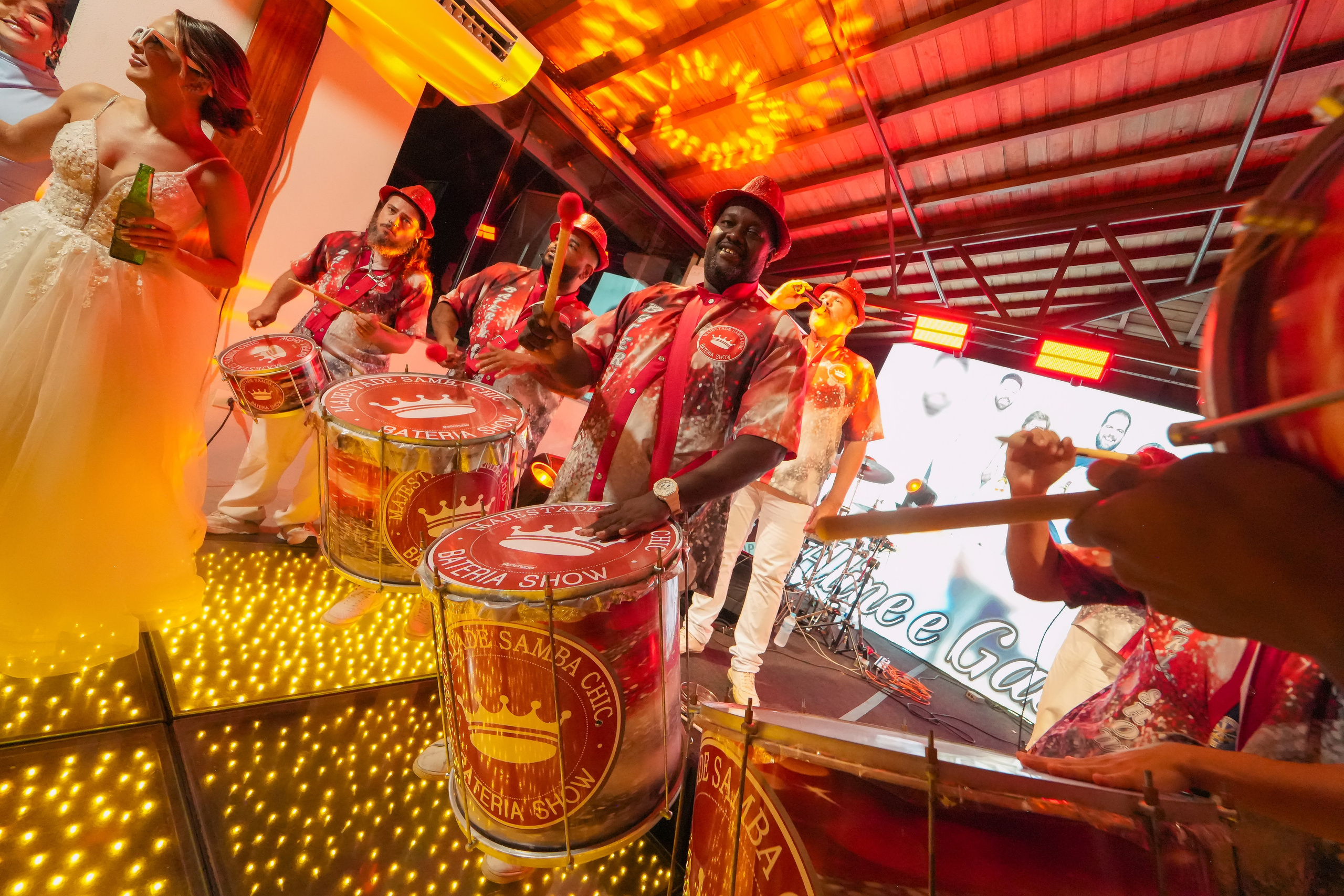 História de Aline & Gabriel. O Casal Dos Noivos