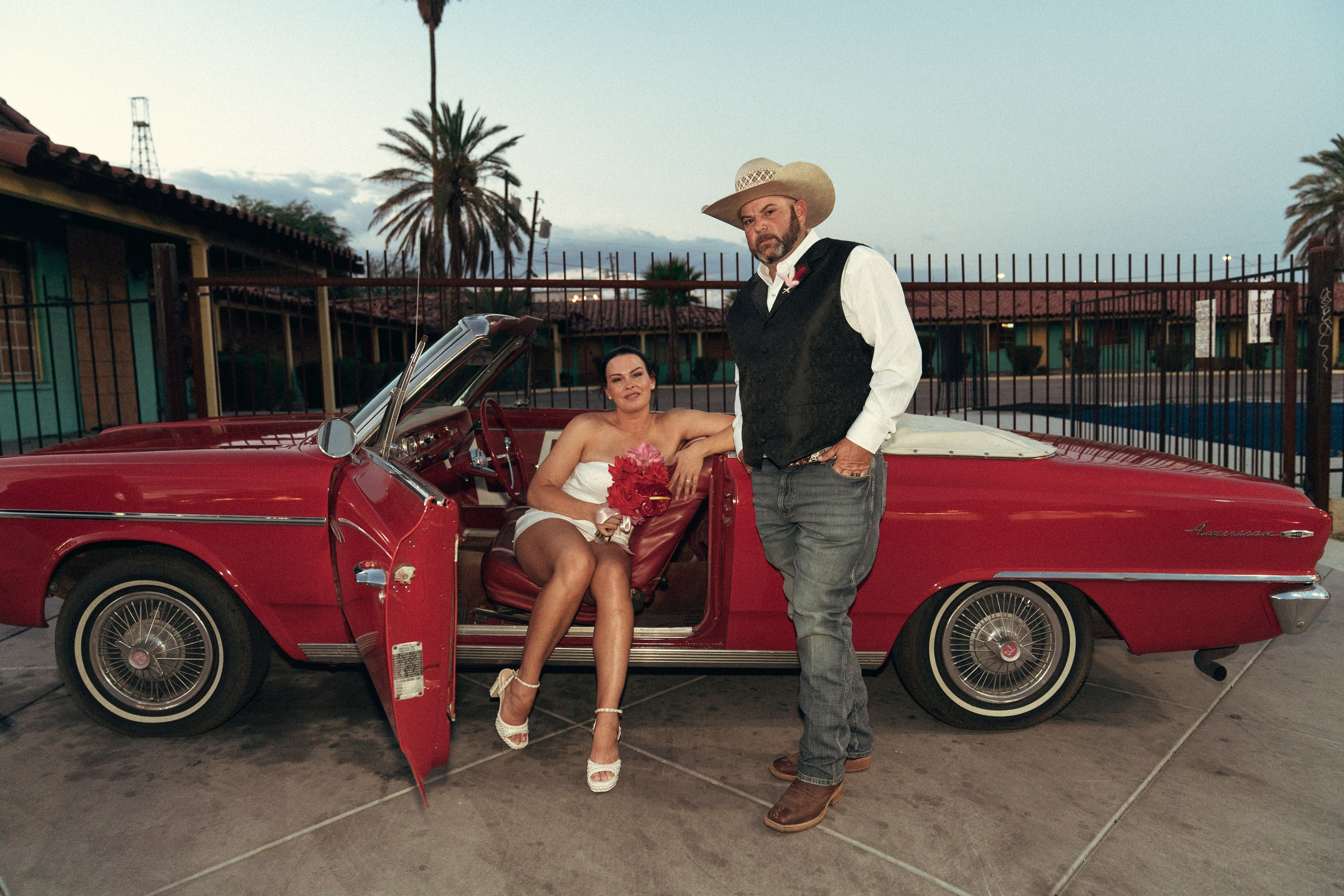 Jaye&Richie. Wedding & elopement photographer Viktoriya Kravtsov. Las Vegas