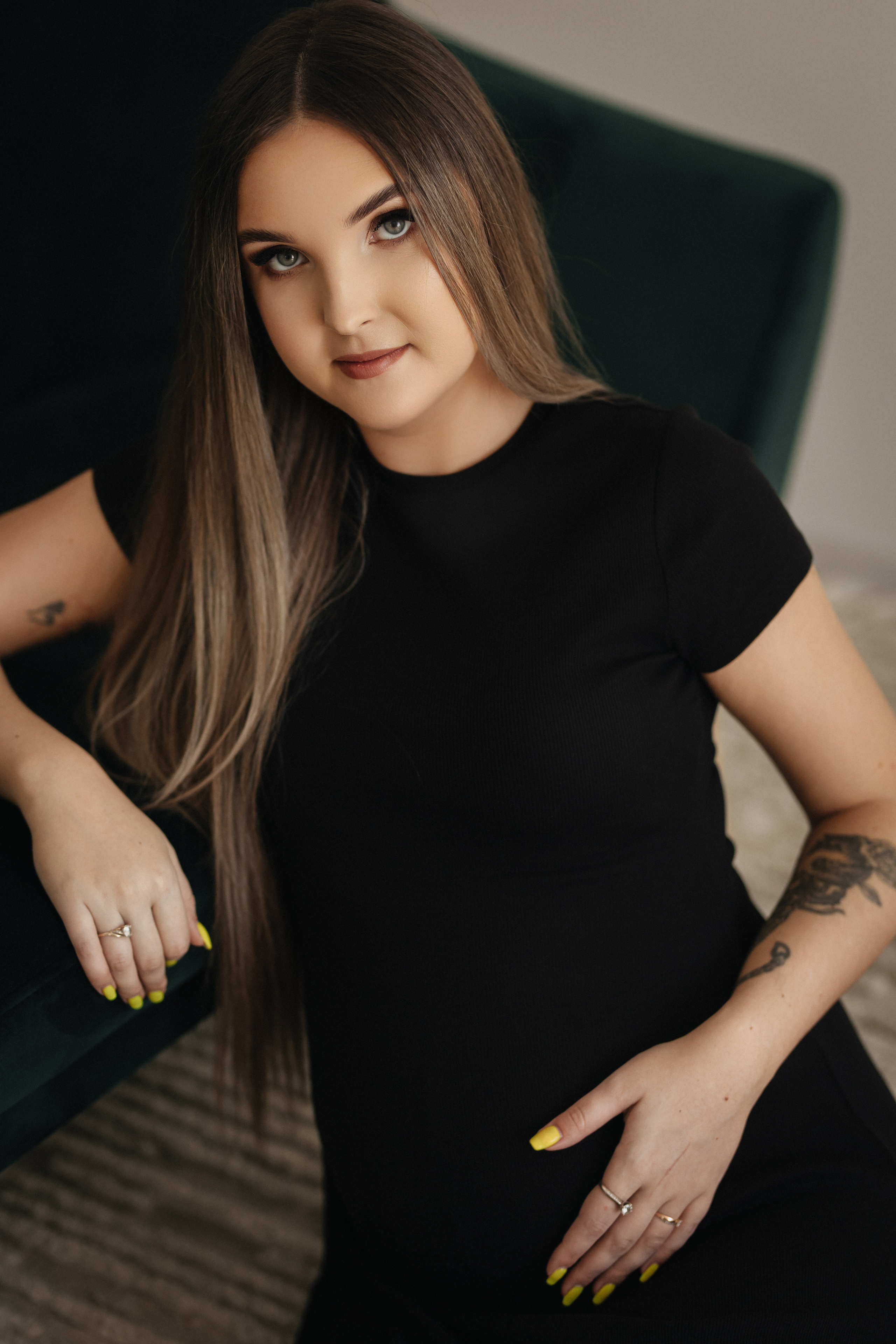 Laukimo (nėščiosios) fotosesija Marijampolėje, fotostudijoje