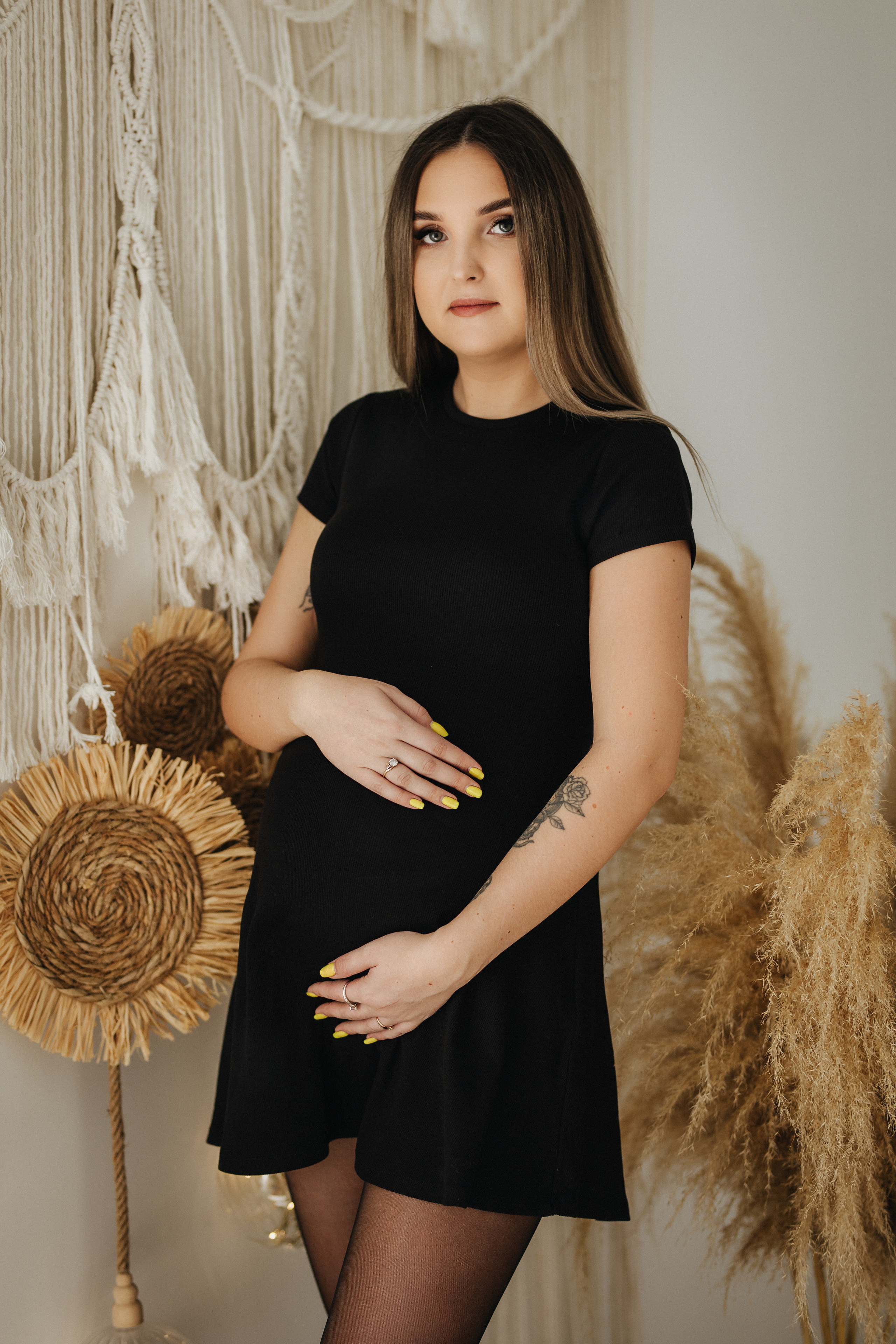 Laukimo (nėščiosios) fotosesija Marijampolėje, fotostudijoje