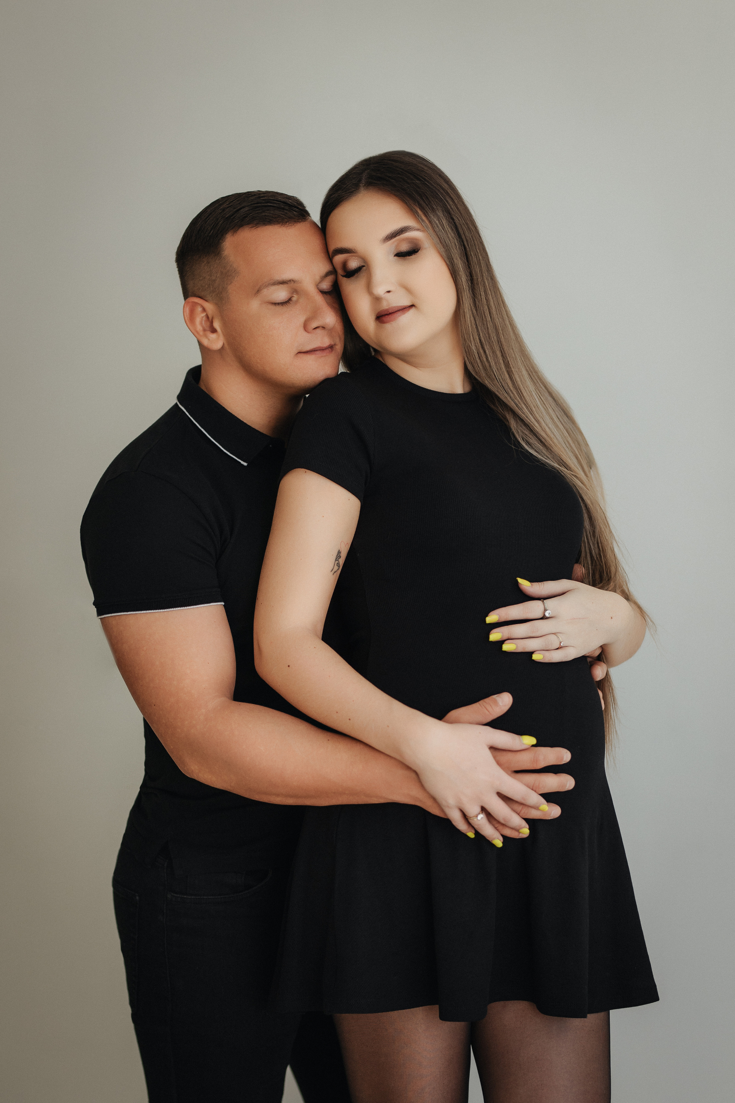 Laukimo (nėščiosios) fotosesija Marijampolėje, fotostudijoje