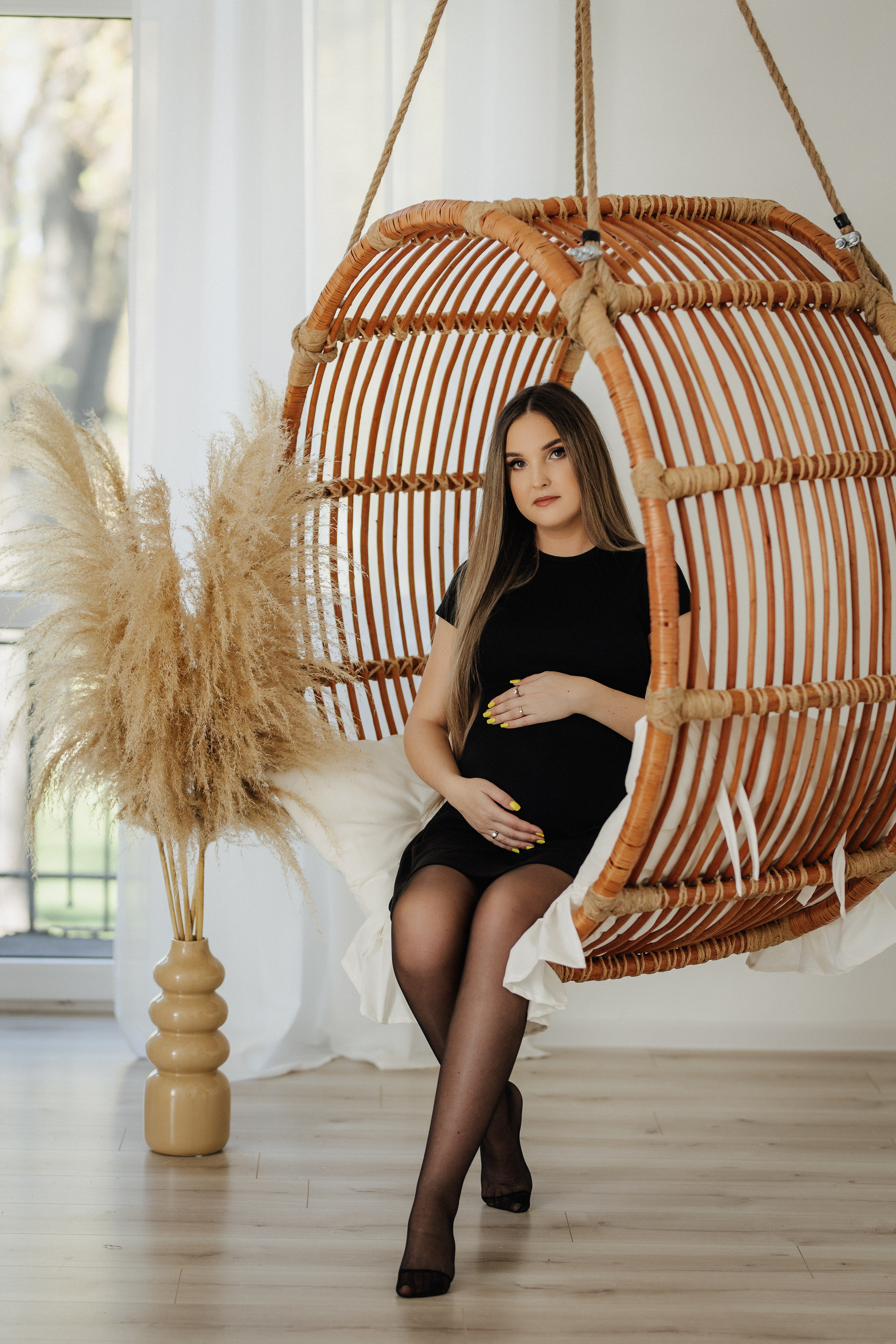 Laukimo (nėščiosios) fotosesija Marijampolėje, fotostudijoje