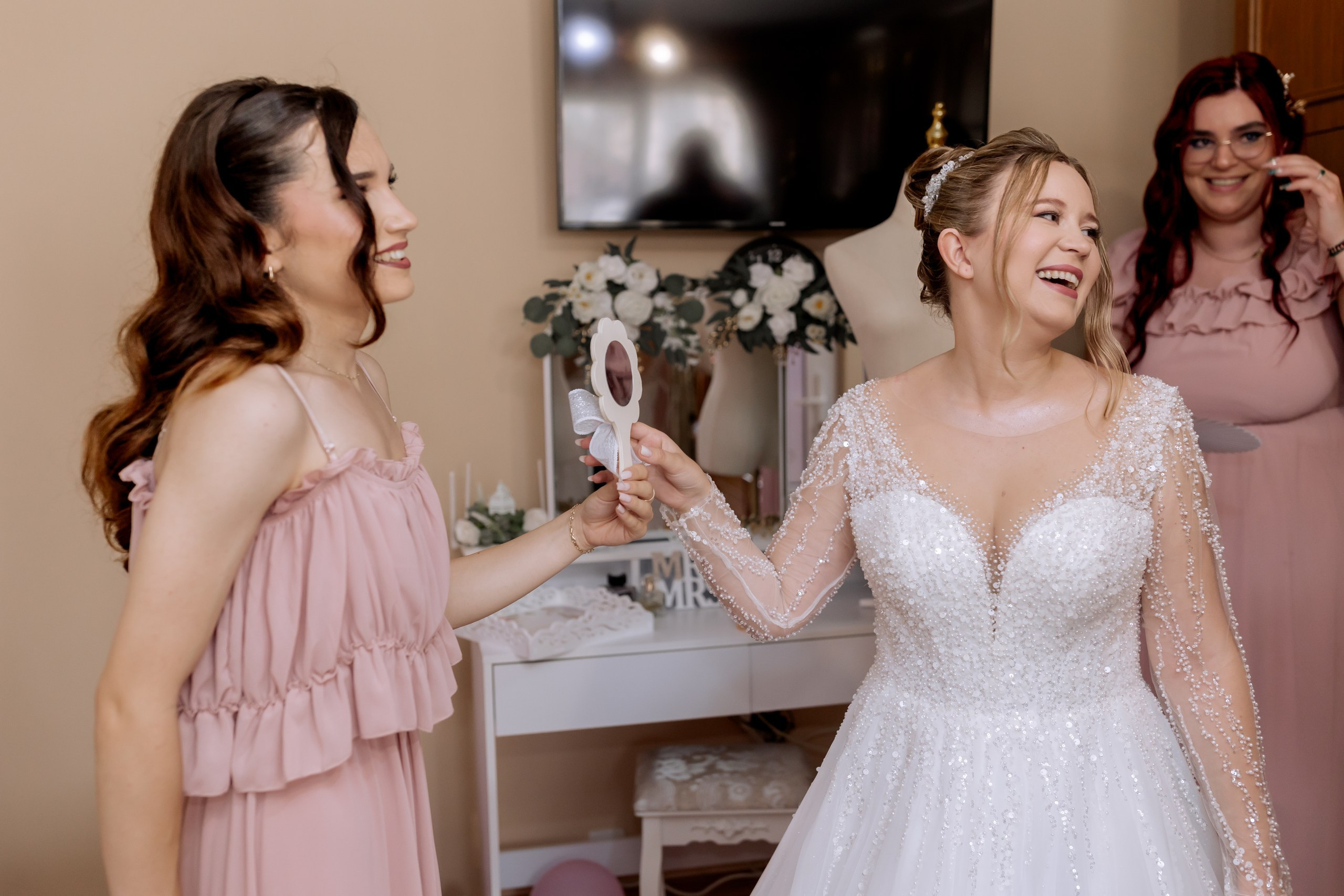 * fotograf stare civilă Siret* fotograf Bucovina* fotograf nuntă Suceava* fotograf Iași Botoșani* stare civilă tradițională* ie românească nuntă* AlinoFotoStudio* fotograf Andrei și Andreea- Alin Chirilă fotograf – stare civilă Siret, Suceava, Andrei și Andreea în ie tradițională, poveste spusă prin fotografiefotograf stare civilă Siret Suceava Alin Chirilă – miri îmbrăcați în costum tradițional bucovineanAlin Chirilă fotograf nuntă Siret Suceava – stare civilă autentică în Bucovina, emoții realefotograf Siret Suceava Alin Chirilă – Andrei și Andreea la starea civilă în ie tradiționalăstare civilă Siret fotograf Alin Chirilă – cadre naturale cu miri în costum popular din Bucovinafotograf nuntă Siret Suceava Alin Chirilă – povestitor prin fotografie, moment emoționant la starea civilăAlin Chirilă fotograf stare civilă Siret – iubire autentică surprinsă în stil documentarfotograf Bucovina Siret Alin Chirilă – stare civilă în ie tradițională, cadre pline de emoțieAlin Chirilă fotograf Suceava – Andrei și Andreea spun DA la starea civilă în Siretfotograf stare civilă Suceava Siret Alin Chirilă – poveste de iubire în stil tradițional românesc - Alin Chirilă fotograf profesionist, AlinoFotoStudio, fotograf evenimente Siret, Suceava County, Iași, Bacău County, Botoșani, Neamț County, fotograf nunți, botezuri, cununii civile, portrete și momente autentice surprinse elegant.- Alin Chirilă surprinde momente elegante de nuntă și evenimente speciale prin AlinoFotoStudio, fotograf disponibil în Siret, Suceava County, Iași, Bacău County, Botoșani și Neamț County, specializat în nunți, botezuri și cununii civile. - Alin Chirilă fotograf profesionist, AlinoFotoStudio, fotograf nuntă și evenimente în Siret, Suceava, Iași, Bacău, Botoșani și Piatra Neamț, fotograf nunți, botezuri, cununie civilă, ședințe foto, trash the dress, logodnă, familie, portrete și fotografii autentice. - AlinoFotoStudio by Alin Chirilă, fotograf evenimente premium în Suceava County, Iași County, Bacău County, Botoșani County și Neamț County, fotograf de familie, fotograf ceremonii religioase, petreceri și momente emoționante. - Alin Chirilă fotograf, povestitor prin fotografie, servicii foto profesionale pentru mireasă, mire, pregătiri nuntă, biserică, restaurant, valsul mirilor, tradiții românești și amintiri de neuitat în Moldova.