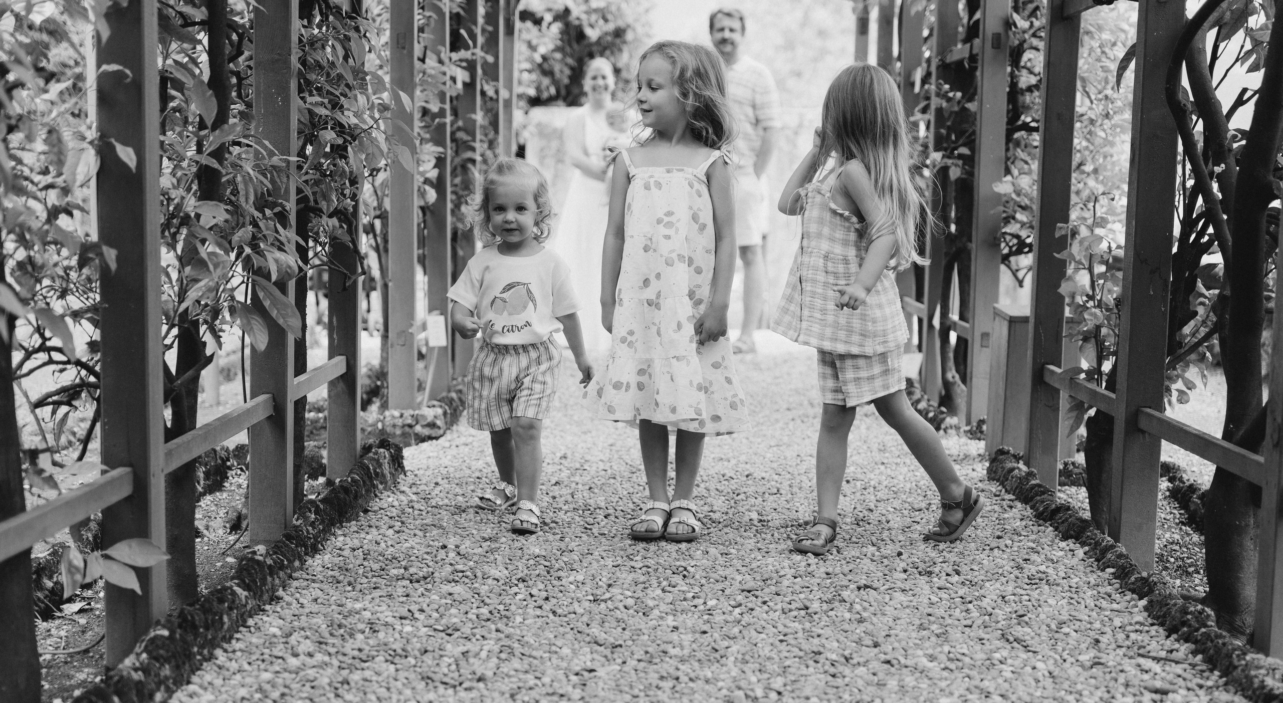 Family moments in Como Lake. PHOTOGRAPHER IN ITALY