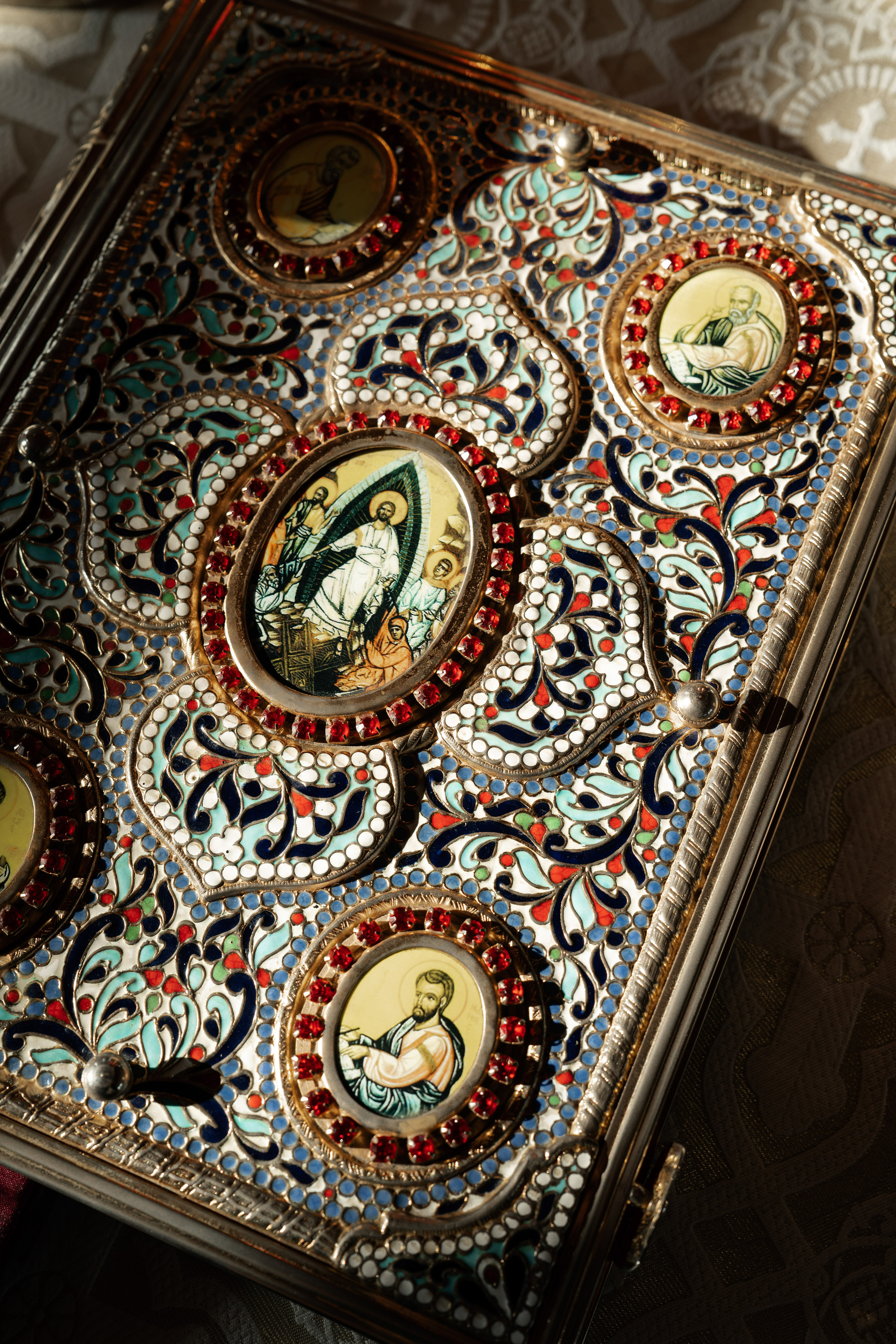 Eduard & Teodora. Studio Timis