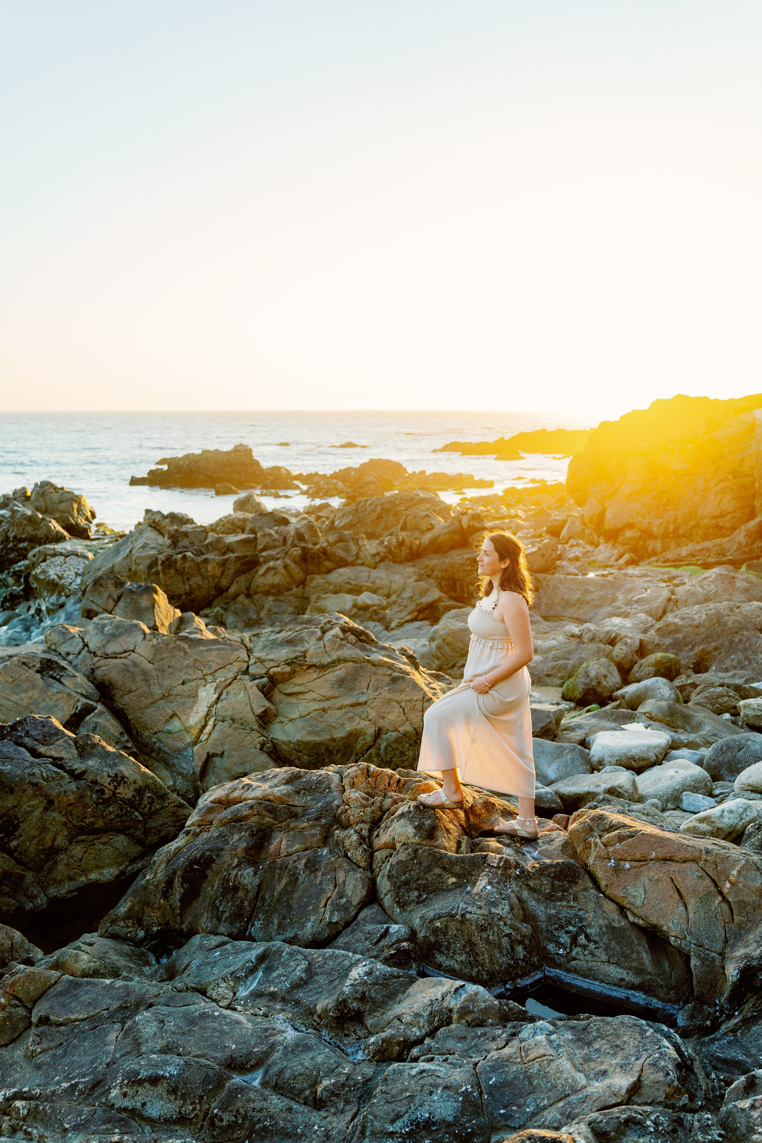 LOVE STORY ON THE BEACH. Photographer in Portugal Polina Gotovaya