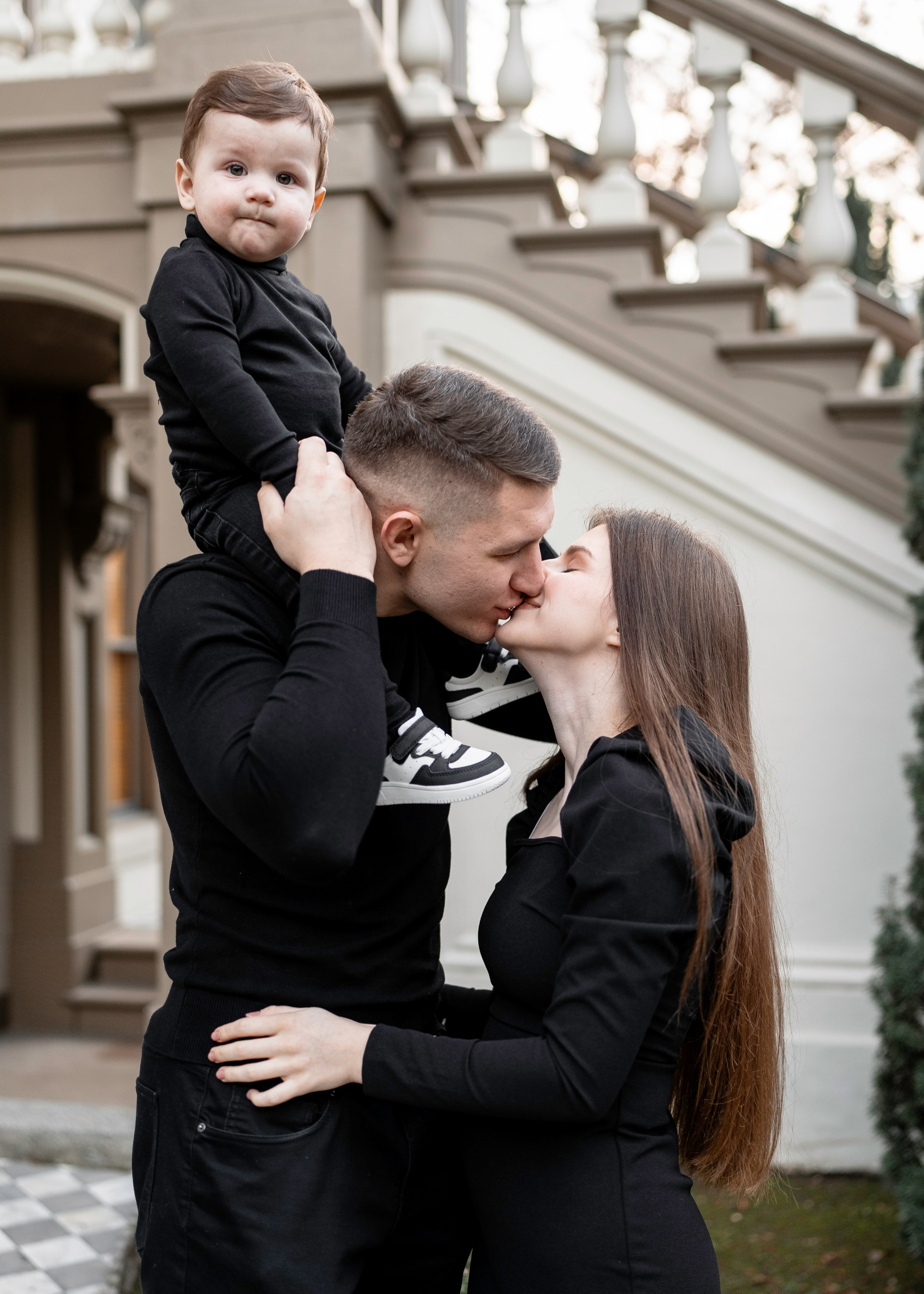 Artem, Nadia & Elisha. Family photographer in Sacramento | Sofia Pavenko