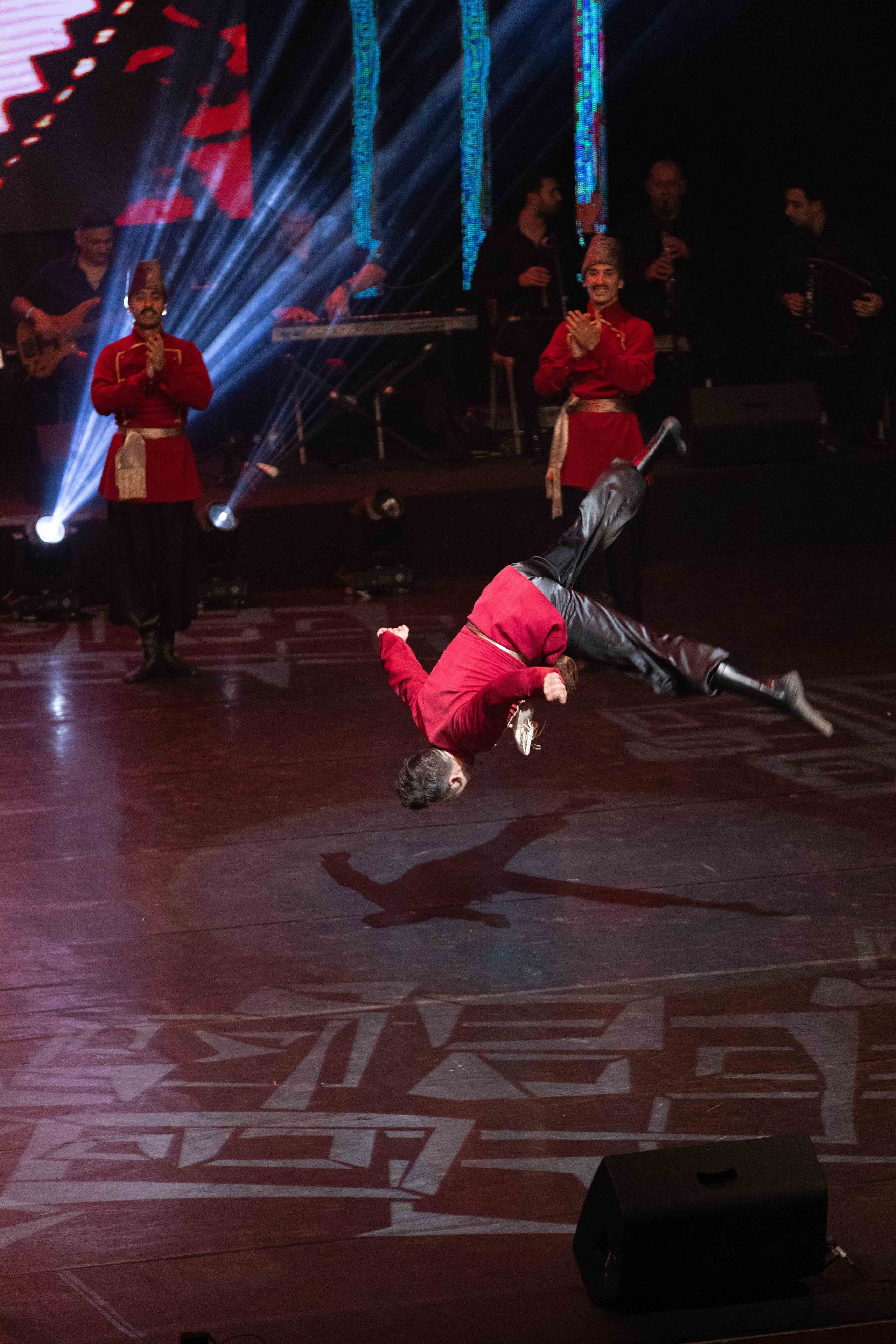 STATE DANCE ENSEMBLE. Wedding&Event photographer Ismail Rzayev in Baku