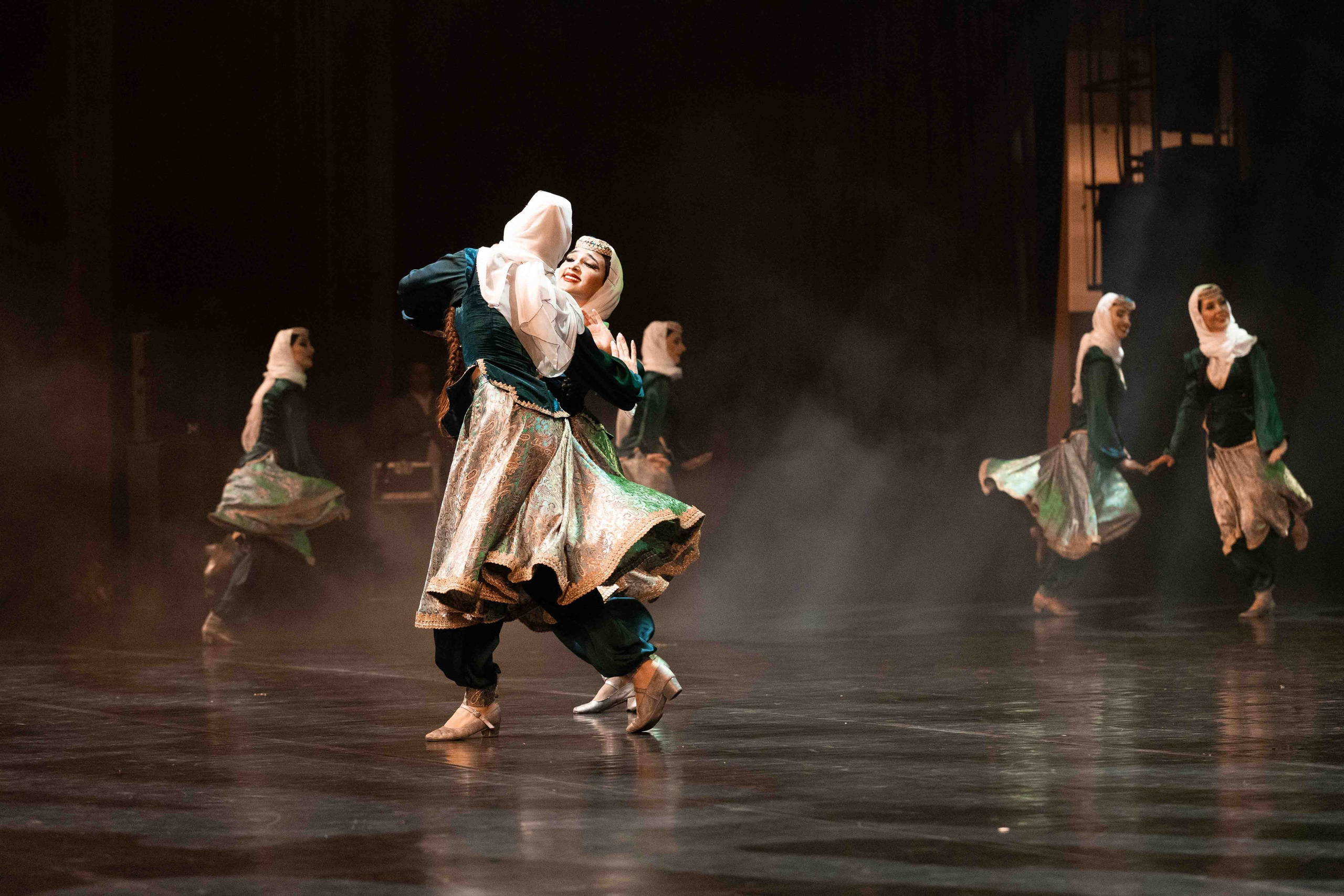 STATE DANCE ENSEMBLE. Wedding&Event photographer Ismail Rzayev in Baku