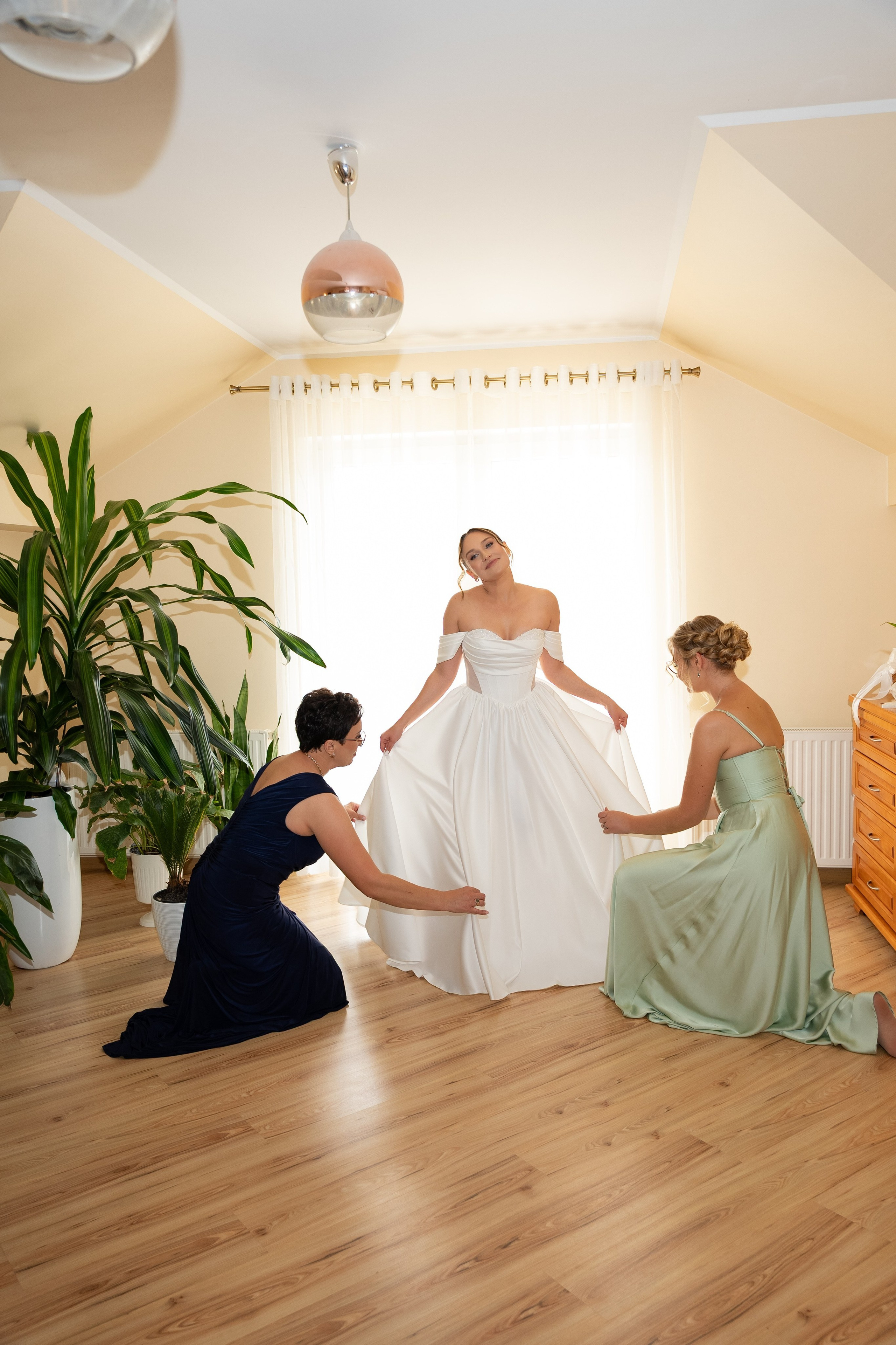 E&N: Zamek w Rzucewie. SL Wedding Photo — Editorial, Elegant & Timeless Wedding Photography in Poland and Across Europe