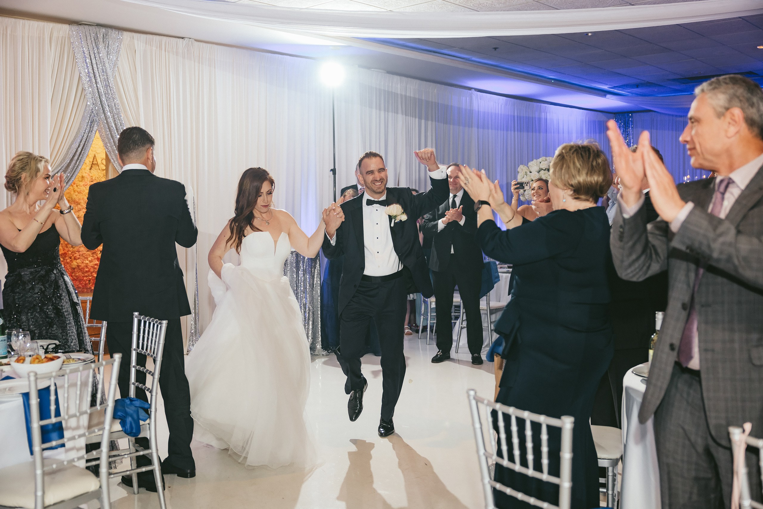 06.08.2025 Wedding. Wedding family event photographer in Chicago Nick Yushevich