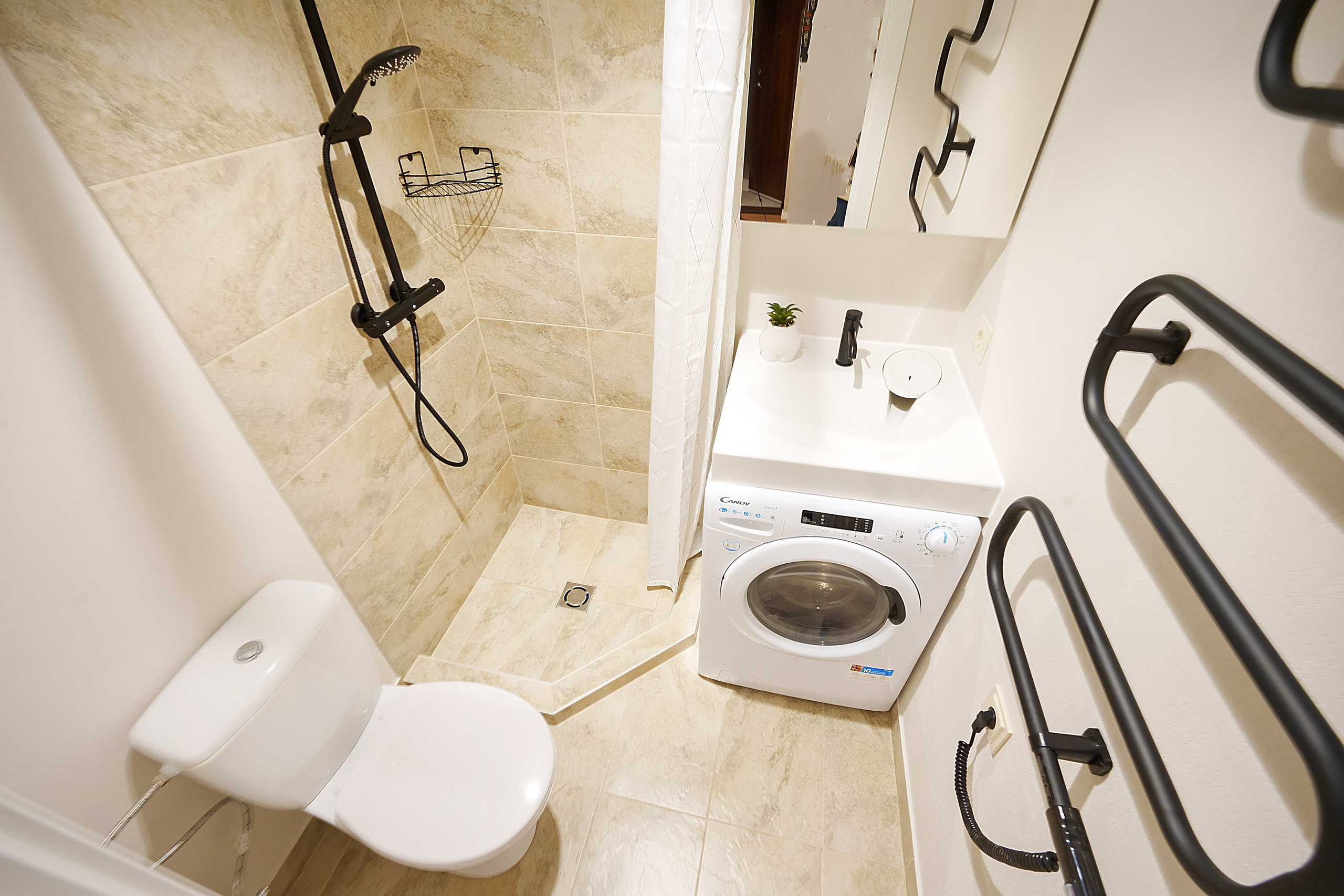 Birželio g. 9. Elina Sapiega fotografė Vilniuje