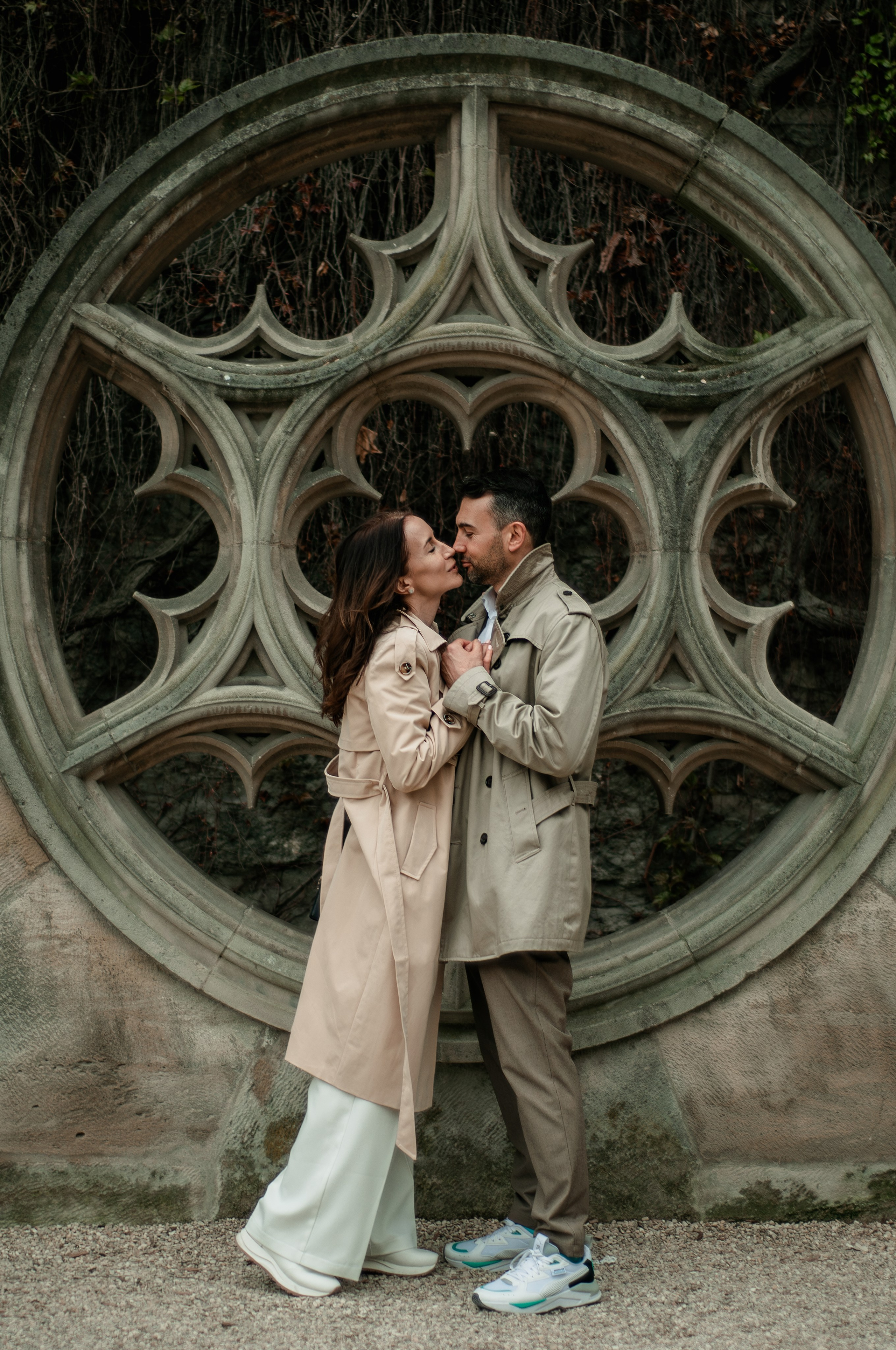 Street couple photoshoot. Paris photographer — Polina Osipova