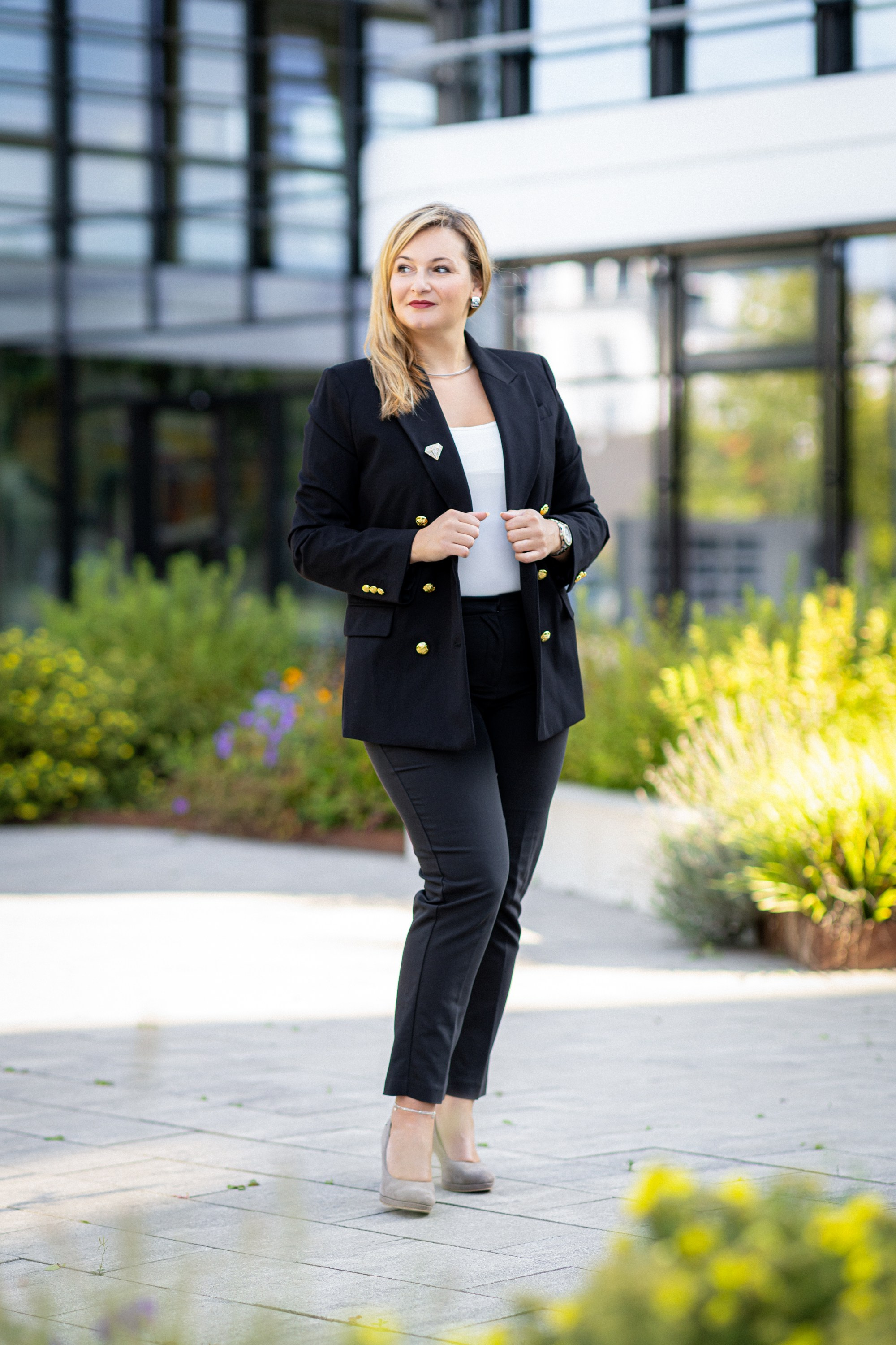 Business Shooting Bielefeld, Businessfotografie Bielefeld, Firmenfotografie Bielefeld, Portraitfotografie Bielefeld, Headshots Bielefeld. Hochzeitsfotografin in Gütersloh | Authentische Hochzeitsreportagen | TK Photographie