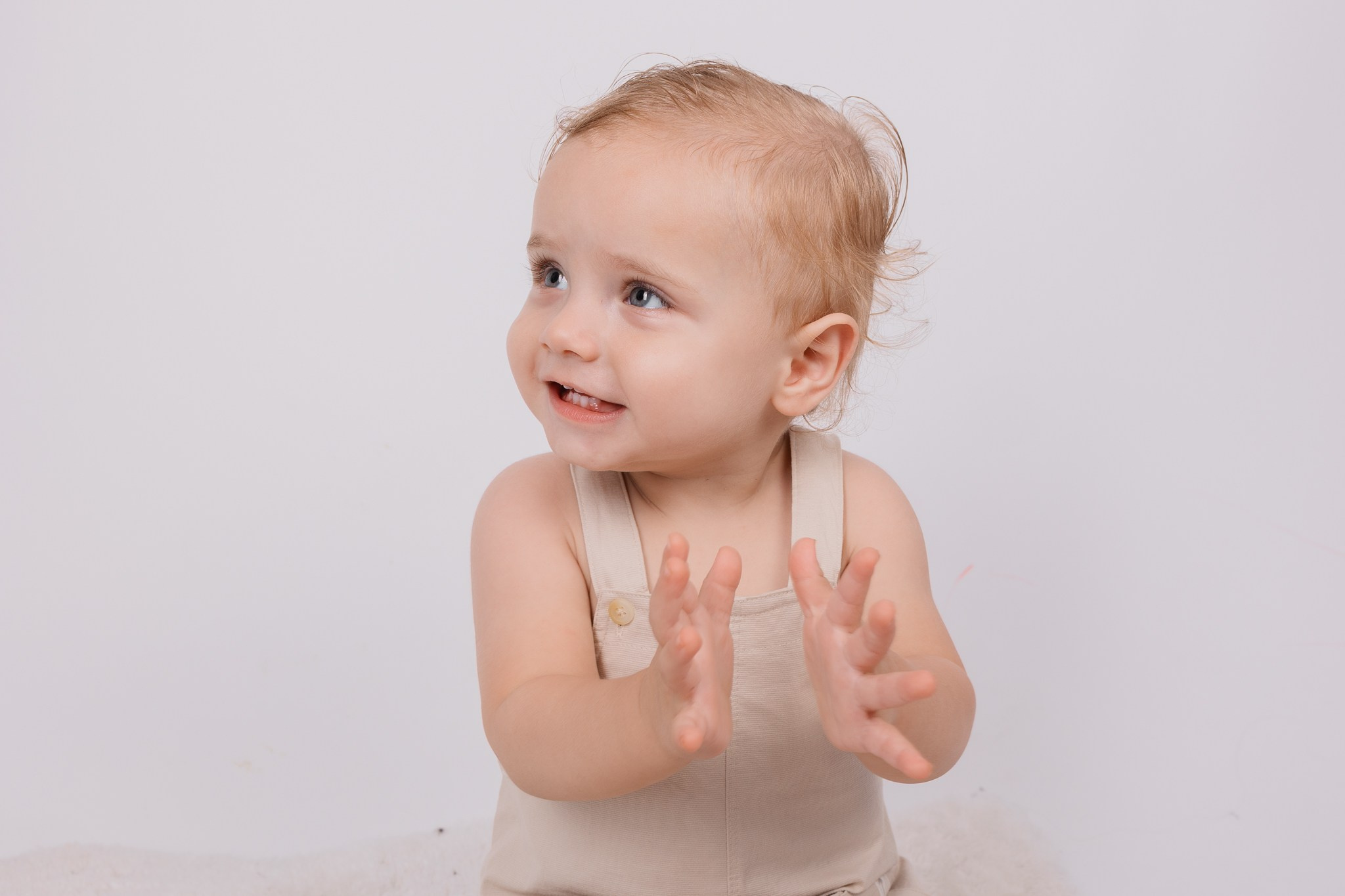 ינאי בן שנה. דף בית