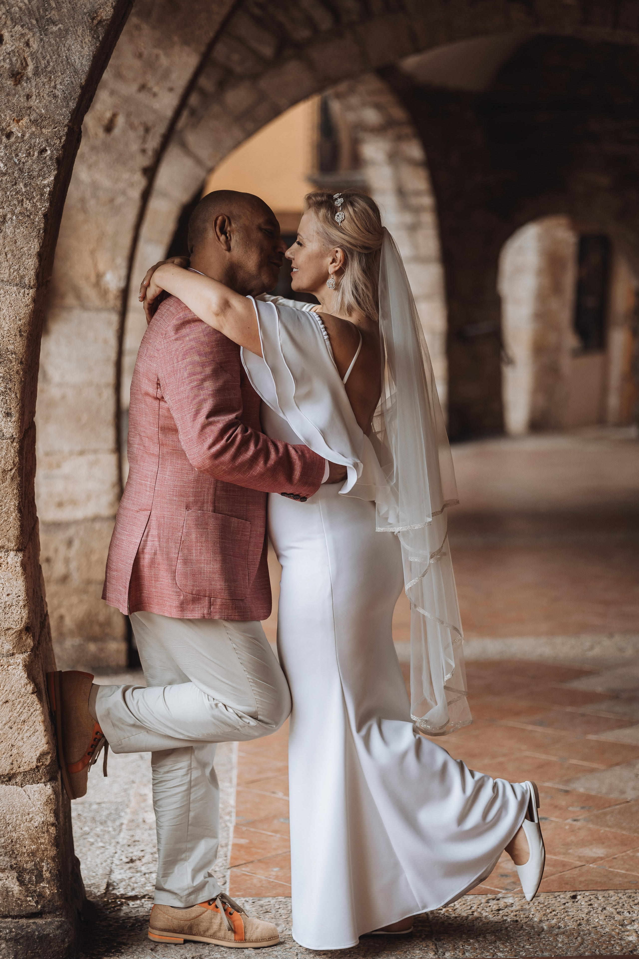 Albina+Kevin, 07.10.2024, Besalú. Fotógrafa de bodas en Cataluña