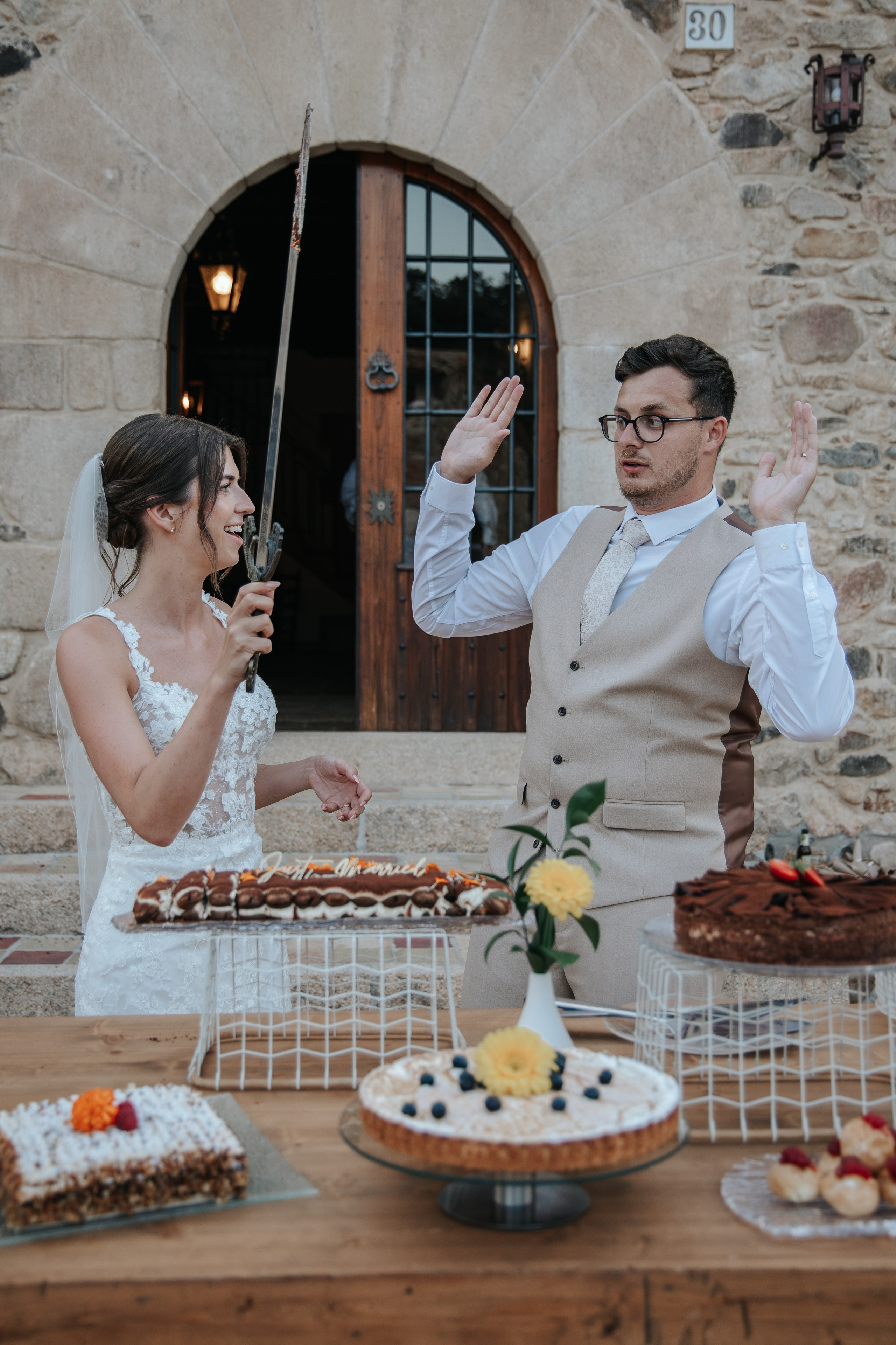 Hollie & Matt, 29/05/2026, Can Jaques. Fotógrafa de bodas en Girona, Costa Brava | Wedding Photographer Evgenia Gruntovaya