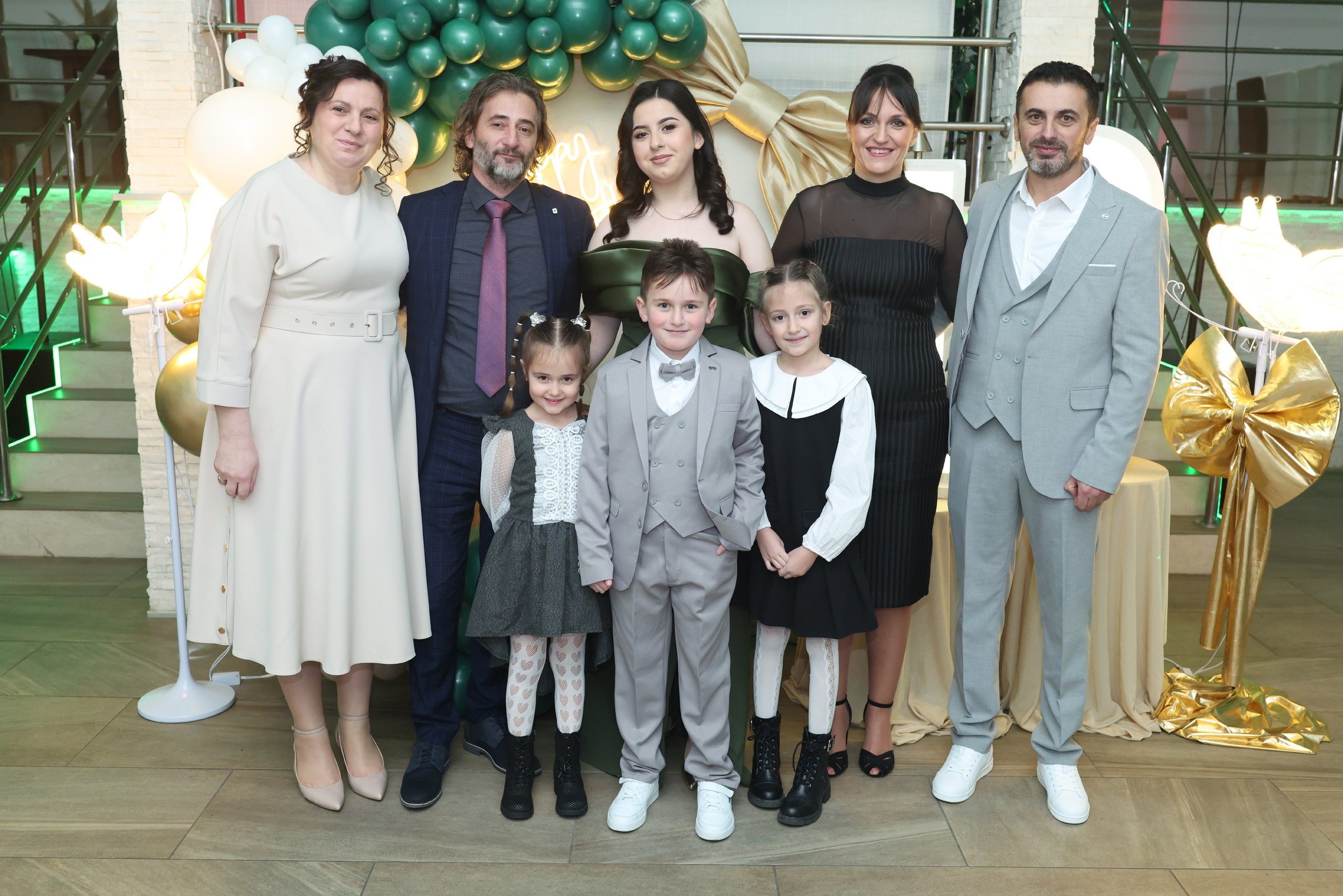 Sarin 18ti rođendan. Foto Simic Jagodina