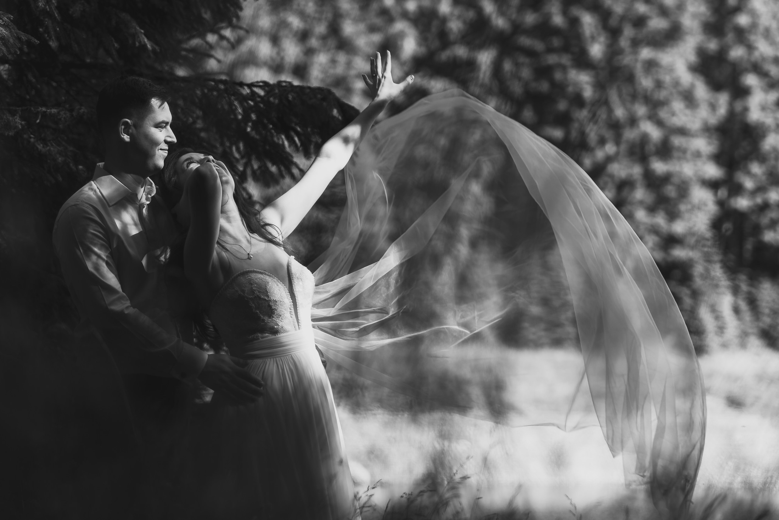 Trash the dress — Lorena&Adi  - Mihai Popa. Mihai Popa |Wedding Photographer | Worldwide | Bucharest