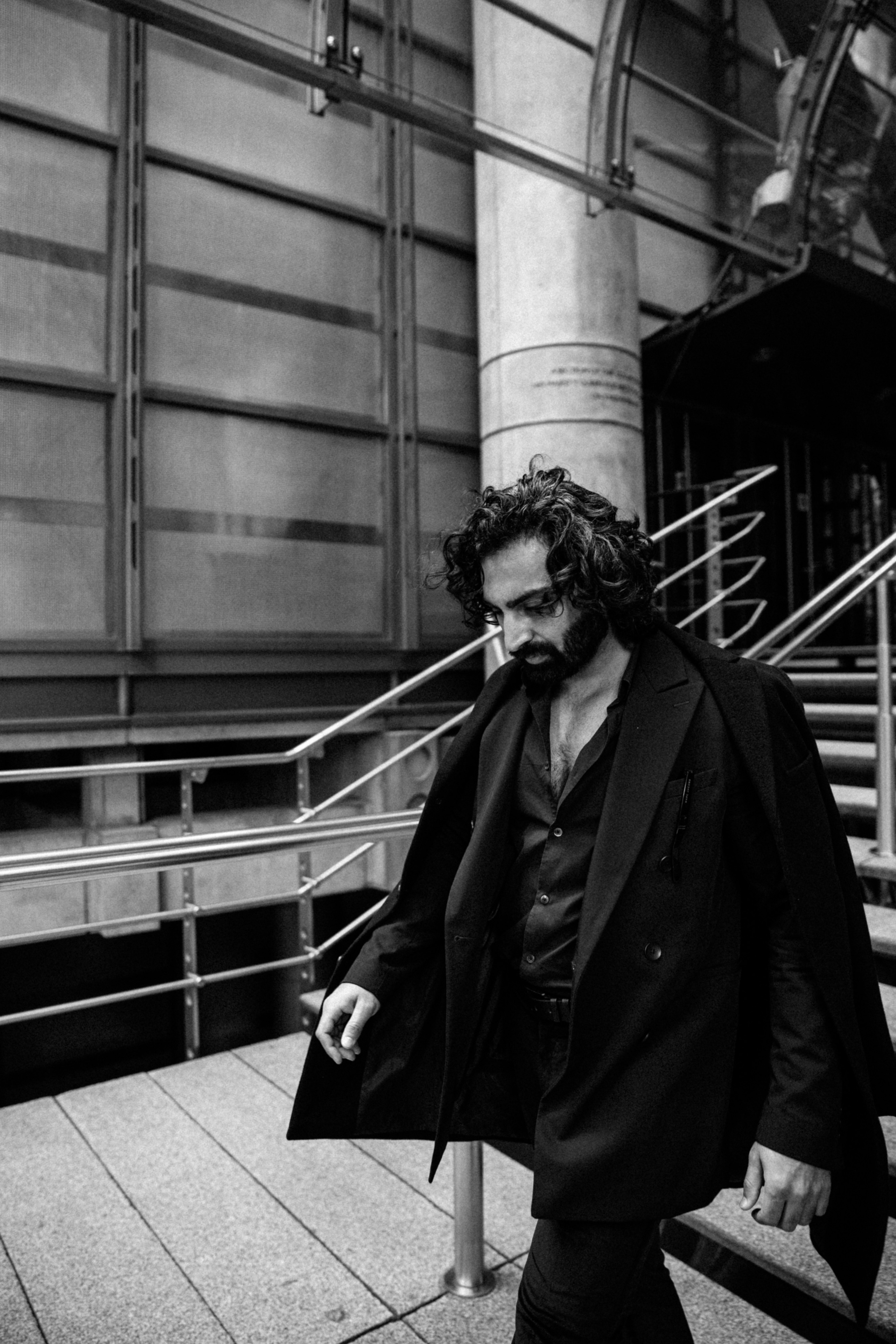 Male actor photography in London. LondonPhotoStory — Vacation Photographer in London