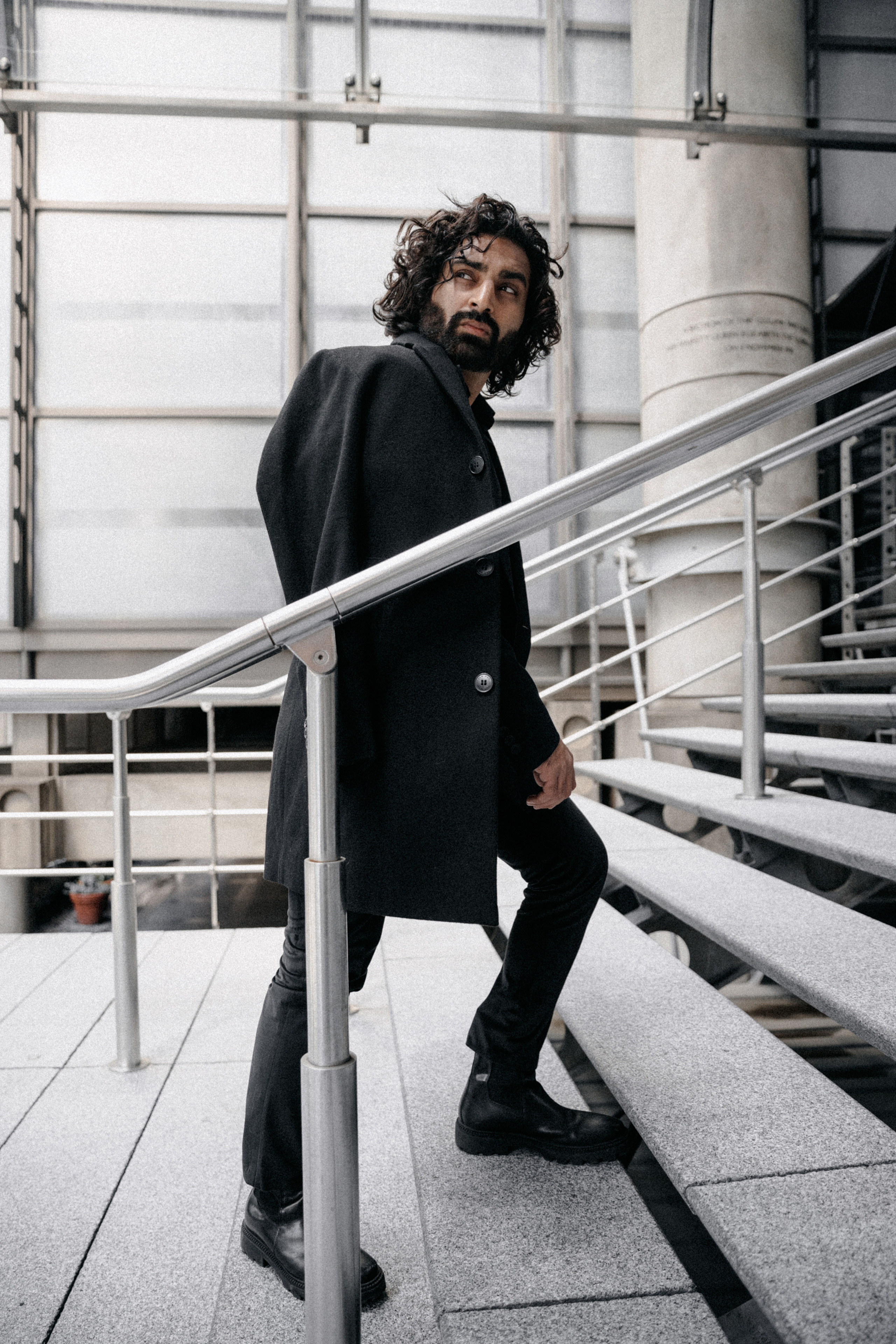 Male actor photography in London. LondonPhotoStory — Vacation Photographer in London