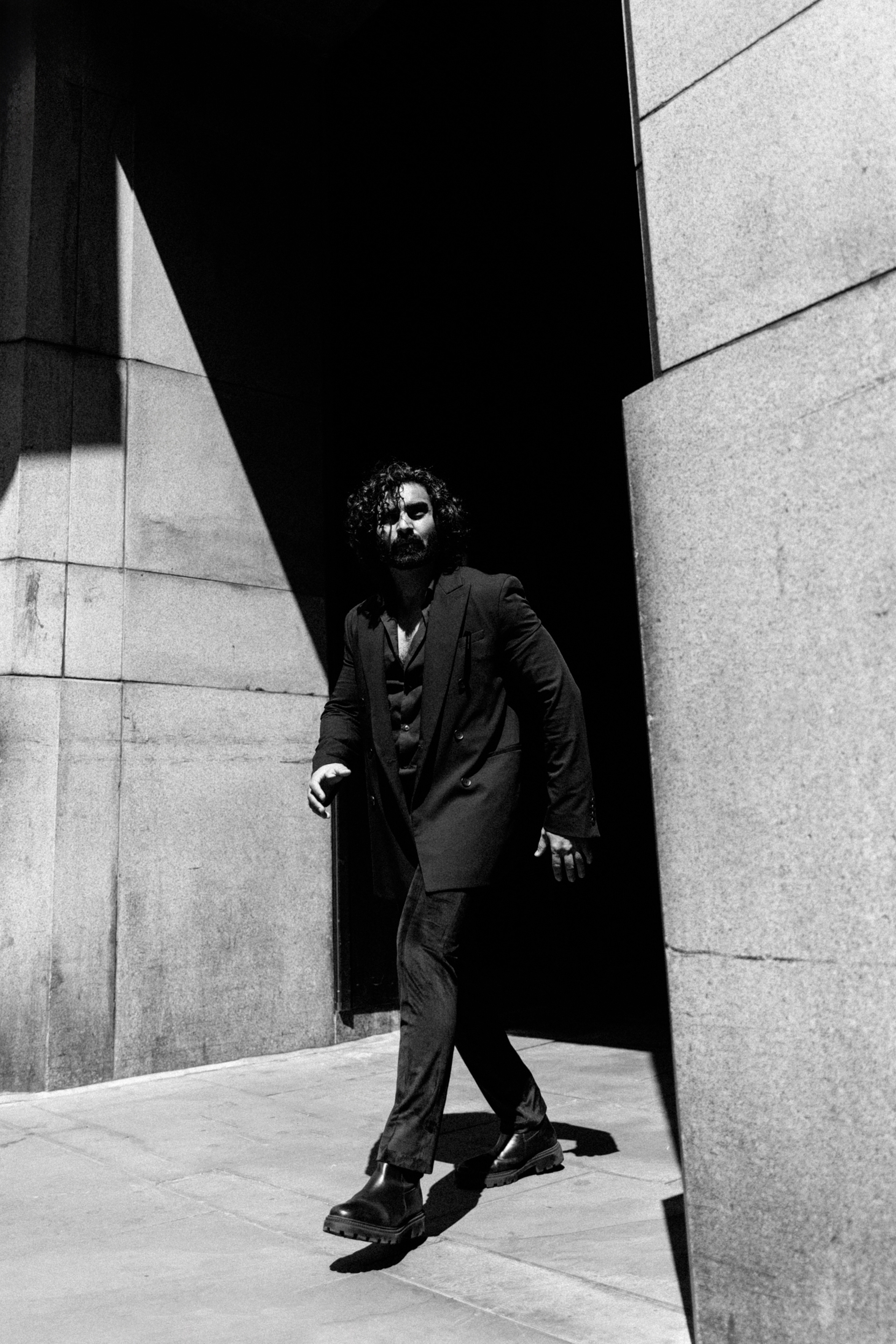 Male actor photography in London. LondonPhotoStory — Vacation Photographer in London