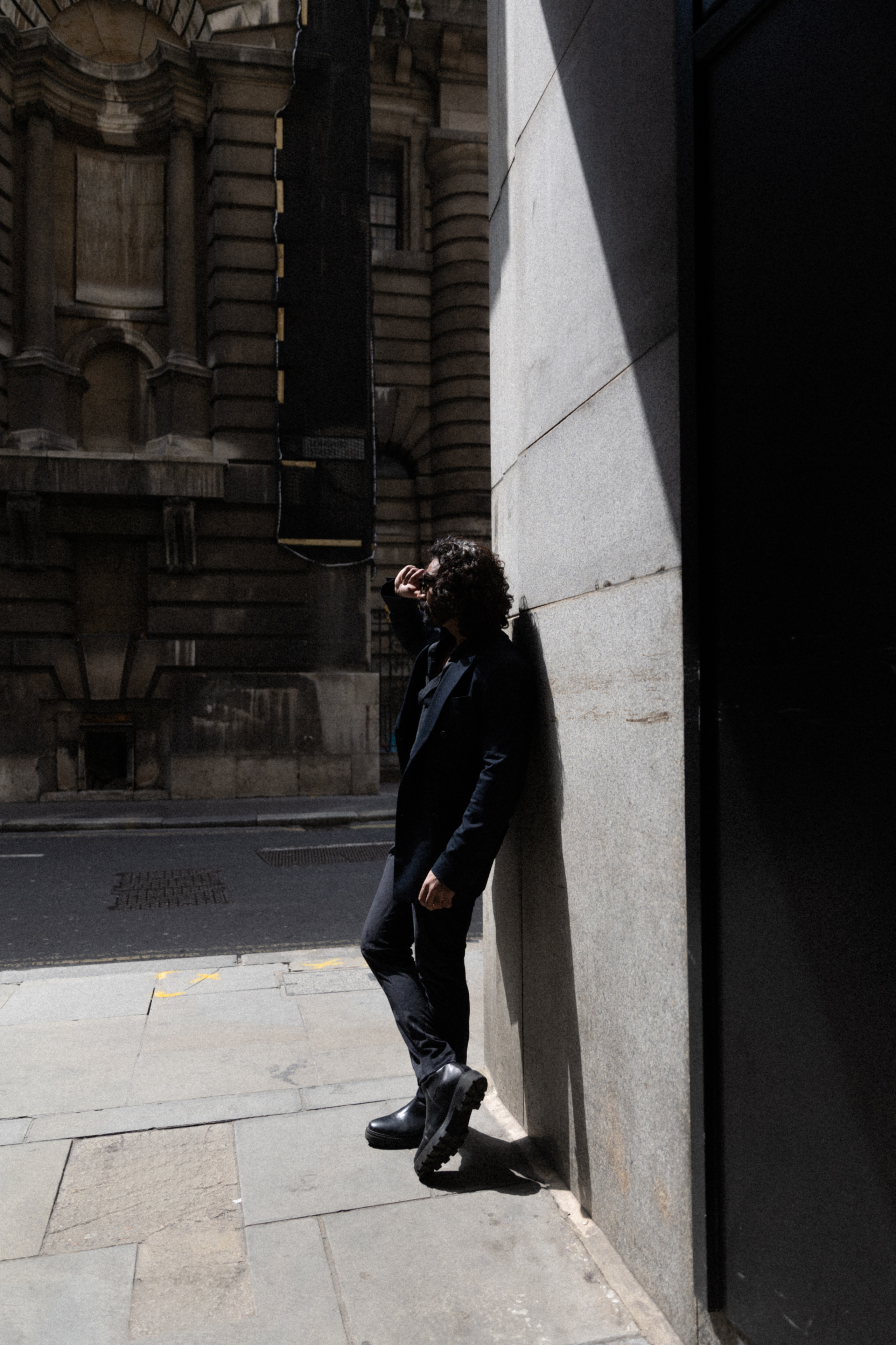 Male actor photography in London. LondonPhotoStory — Vacation Photographer in London