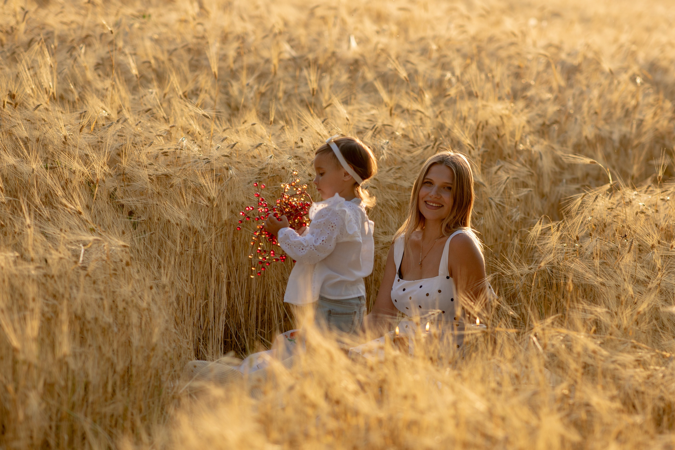 Family photo Maria si Elenica. N.D.photograph - fotograf de familie și portrete în Republica Moldova
