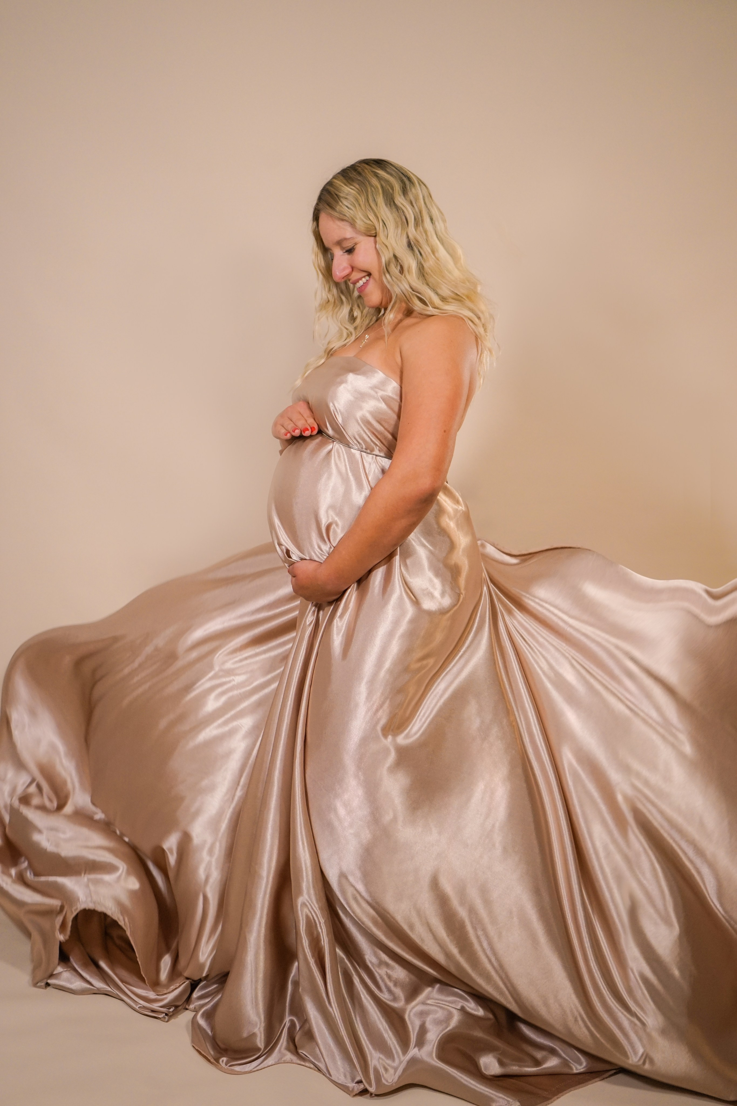 Schwangerschaft. Familien Fotograf Kristina Hörner Kri.H.tiv aus 74599 Wallhausen