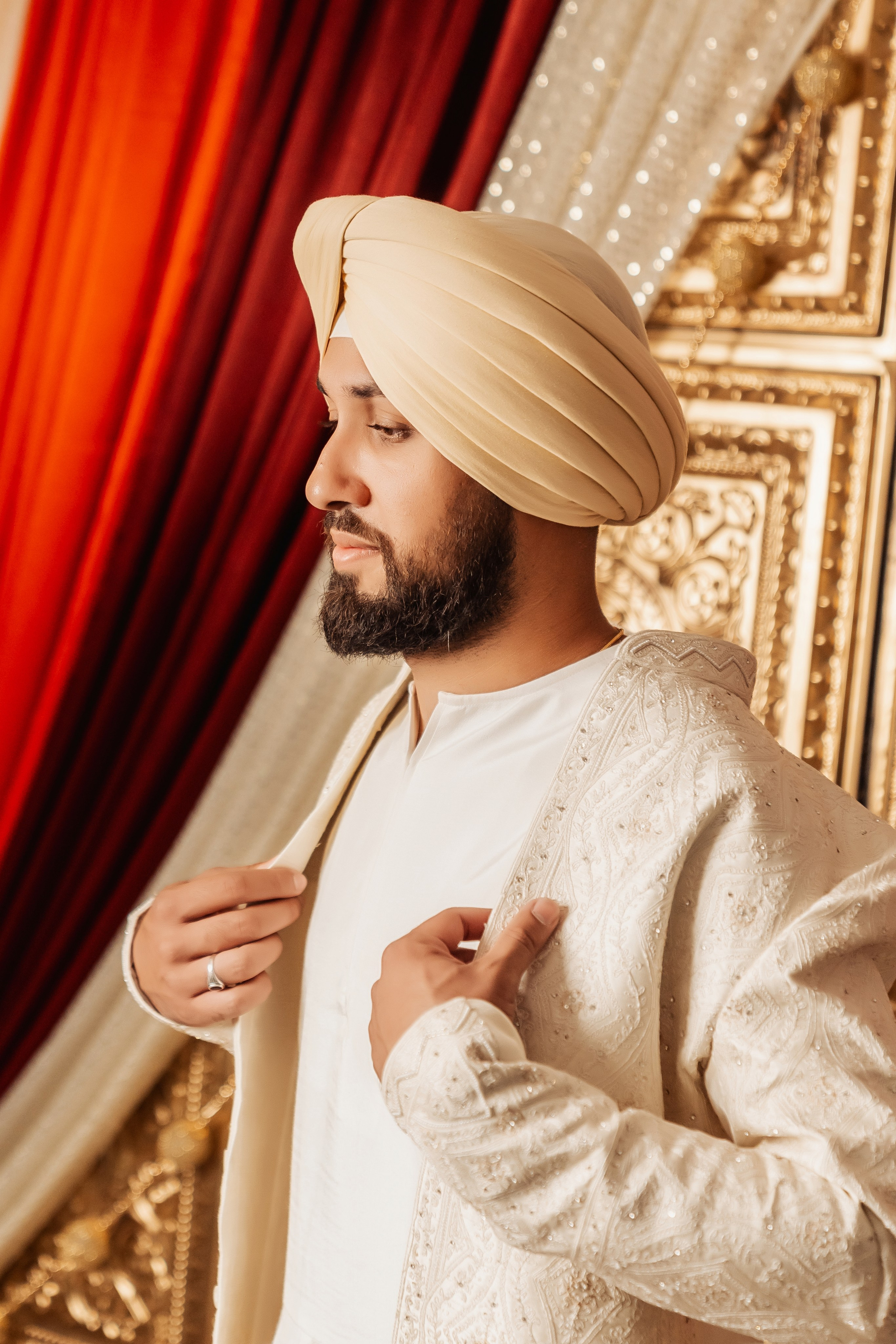 Gurchain & Tegvir. Wedding Photographer & Cinematographer studios