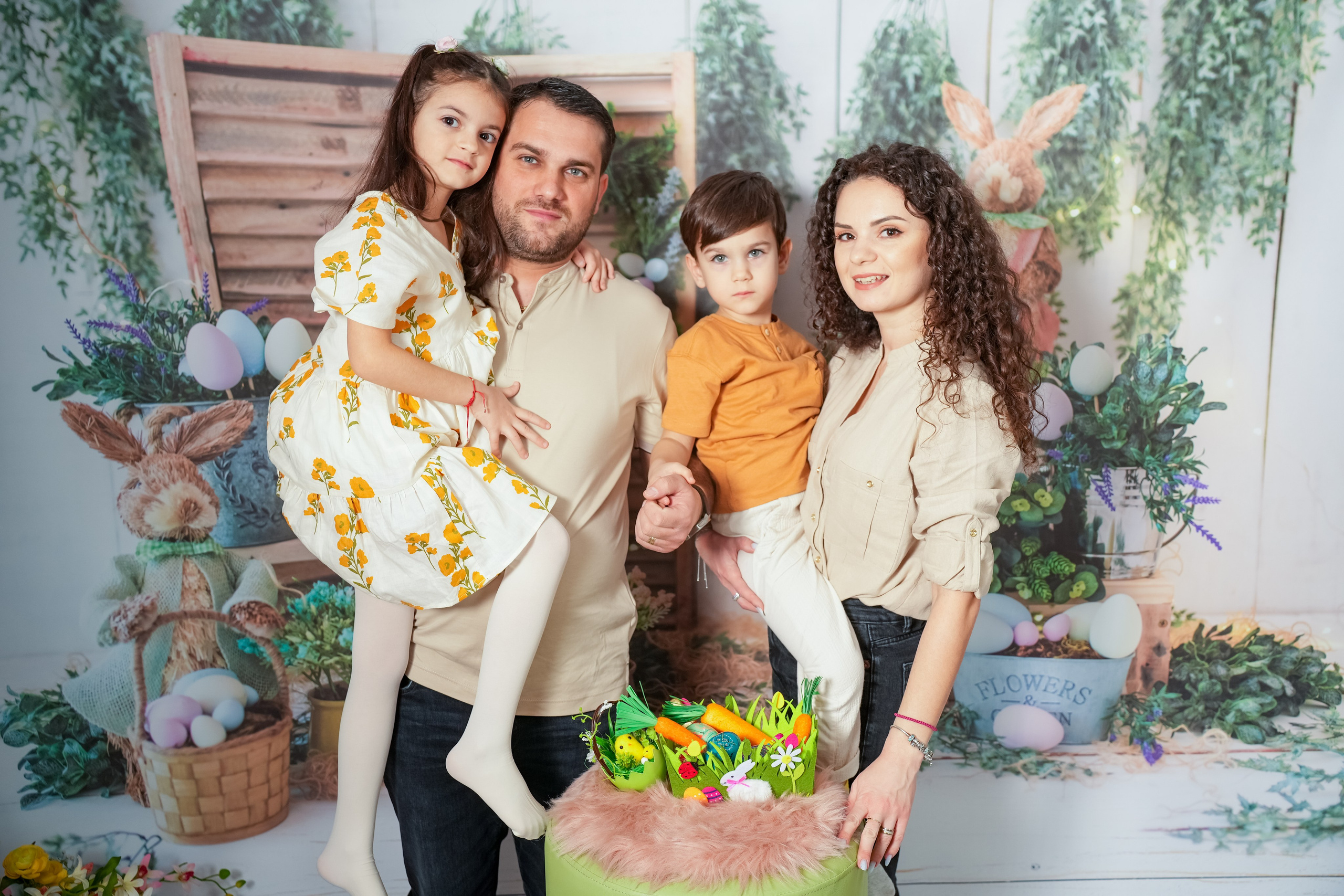 Ședință foto de Paști Fam. Costache