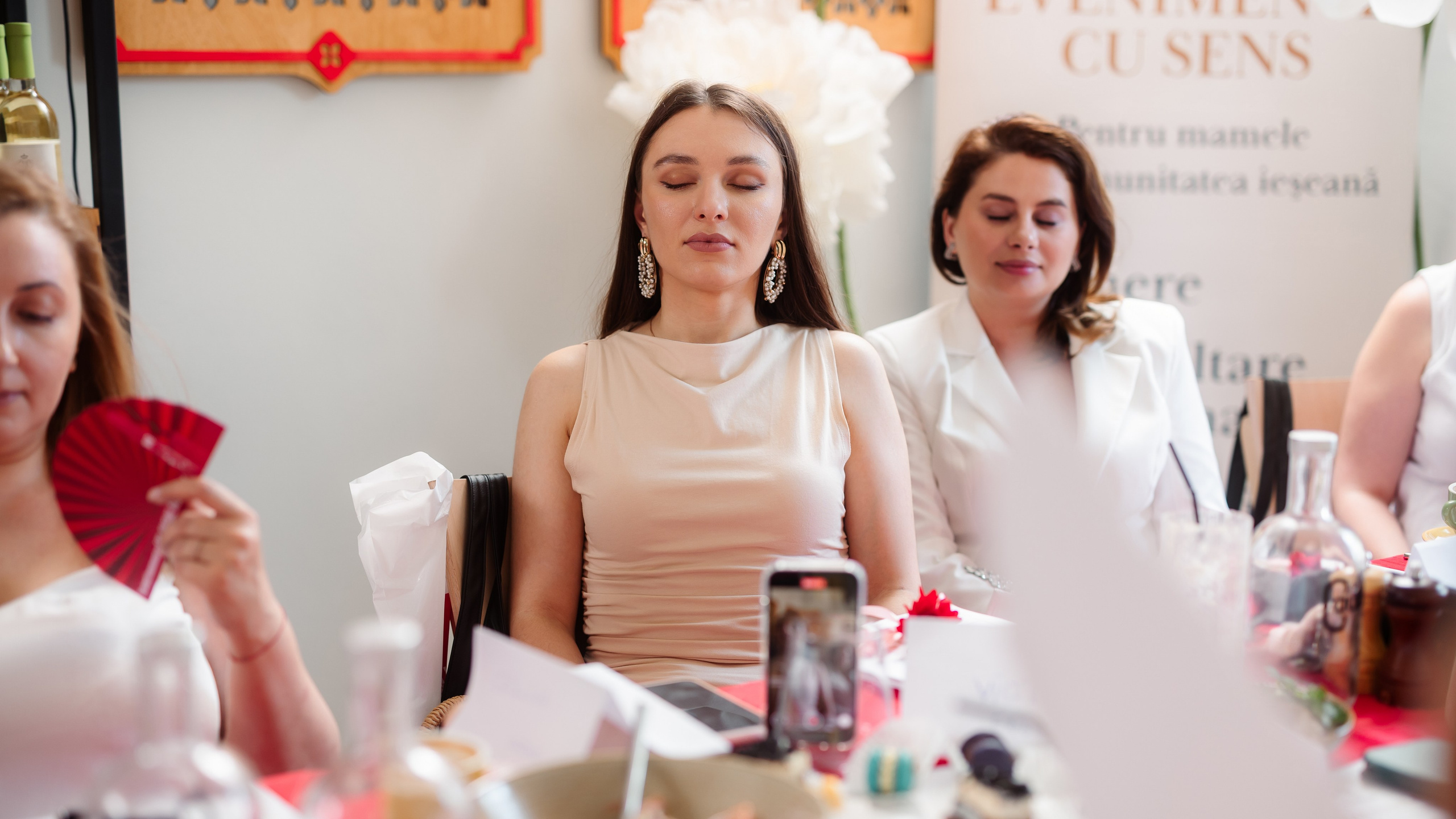 Glow Mom 2. Marius Ciocan